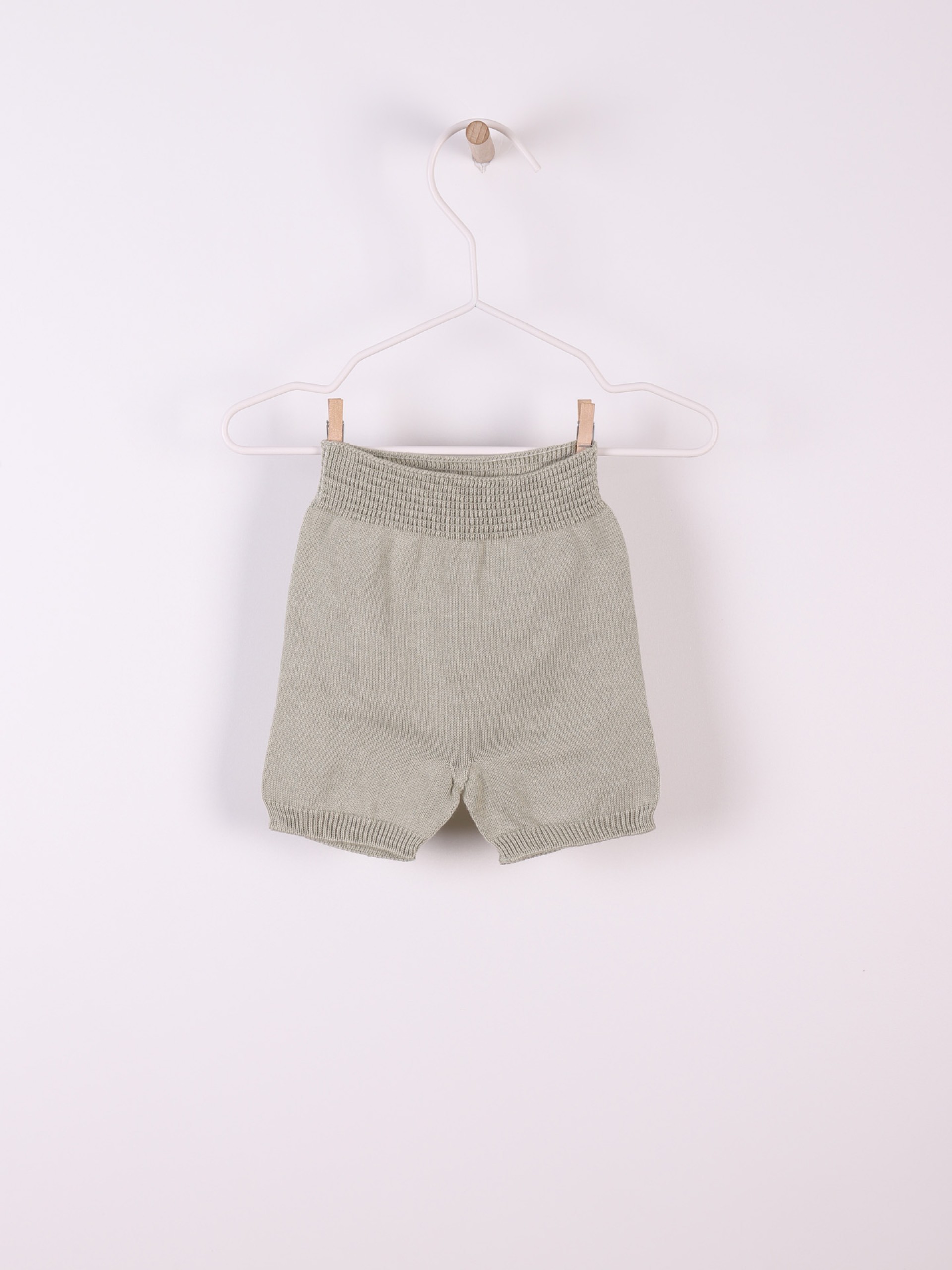 Cotton knitted shorts