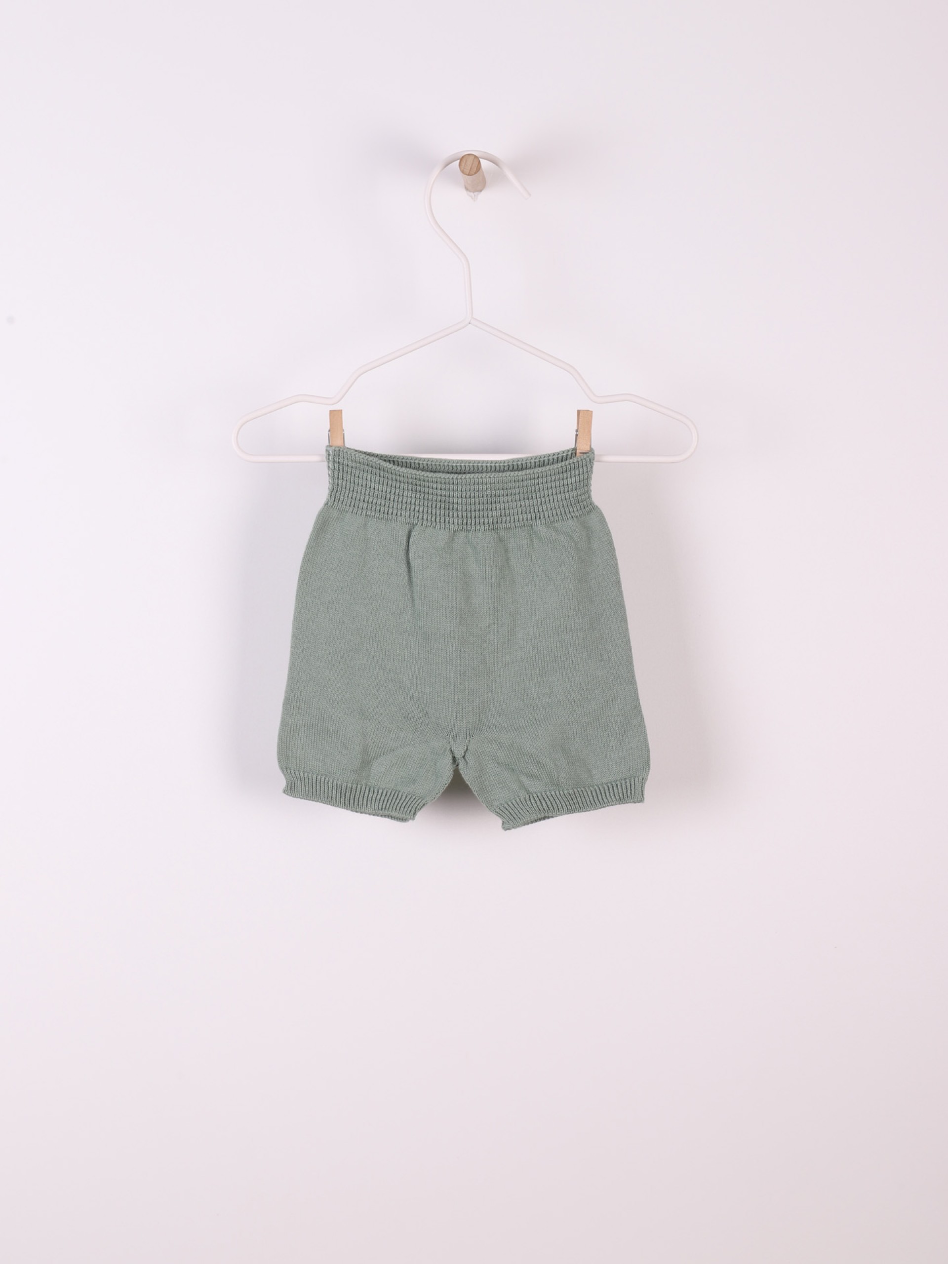 Calções tricotados