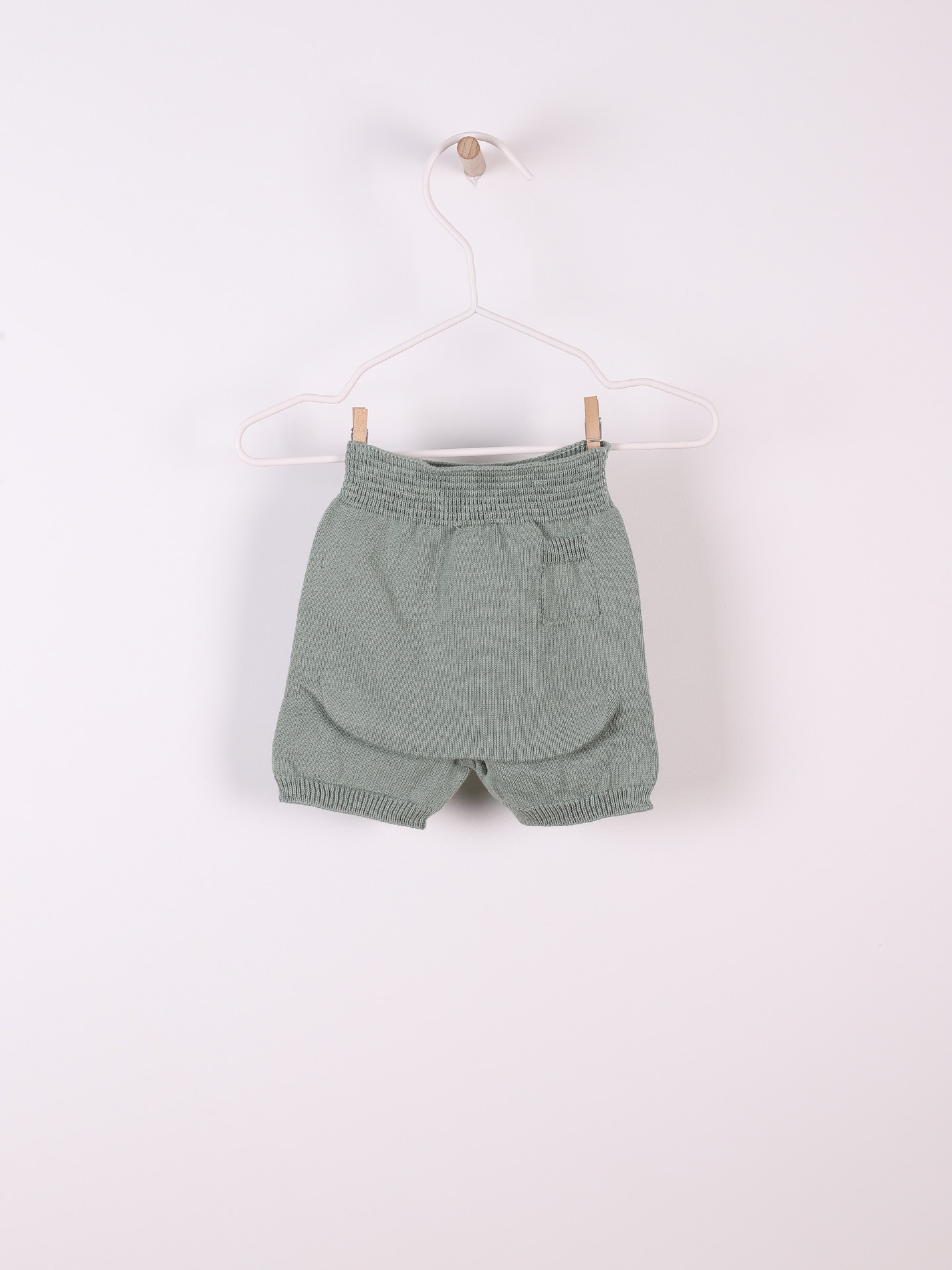 Calções tricotados