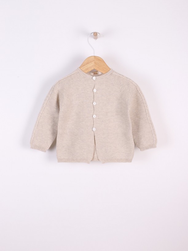 Round-neck cardigan