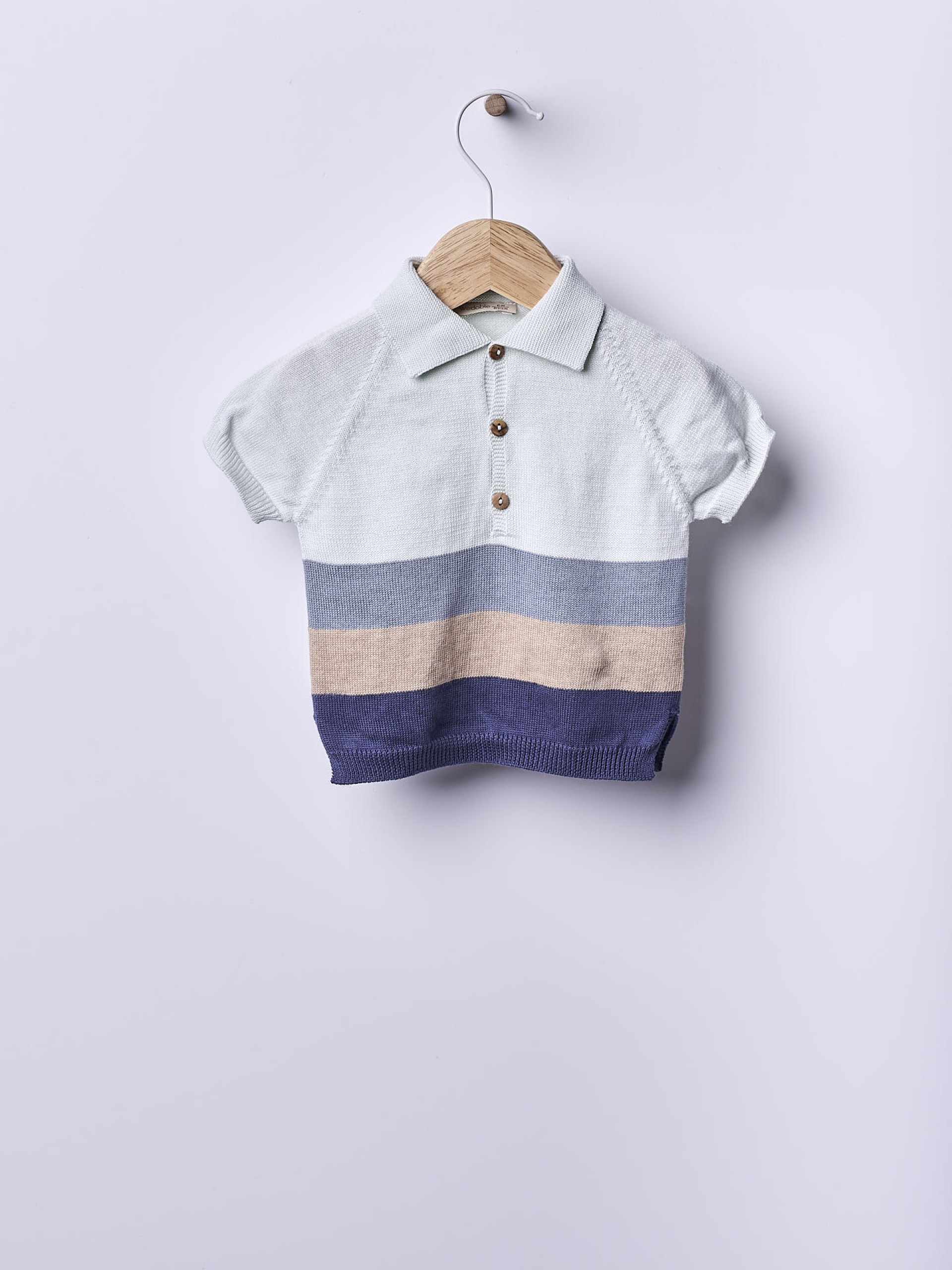 Short-sleeved sweater