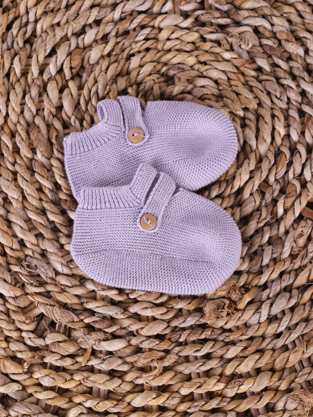 Cotton knitted booties