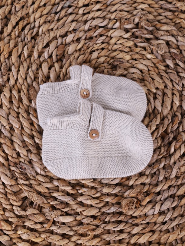 Cotton knitted booties
