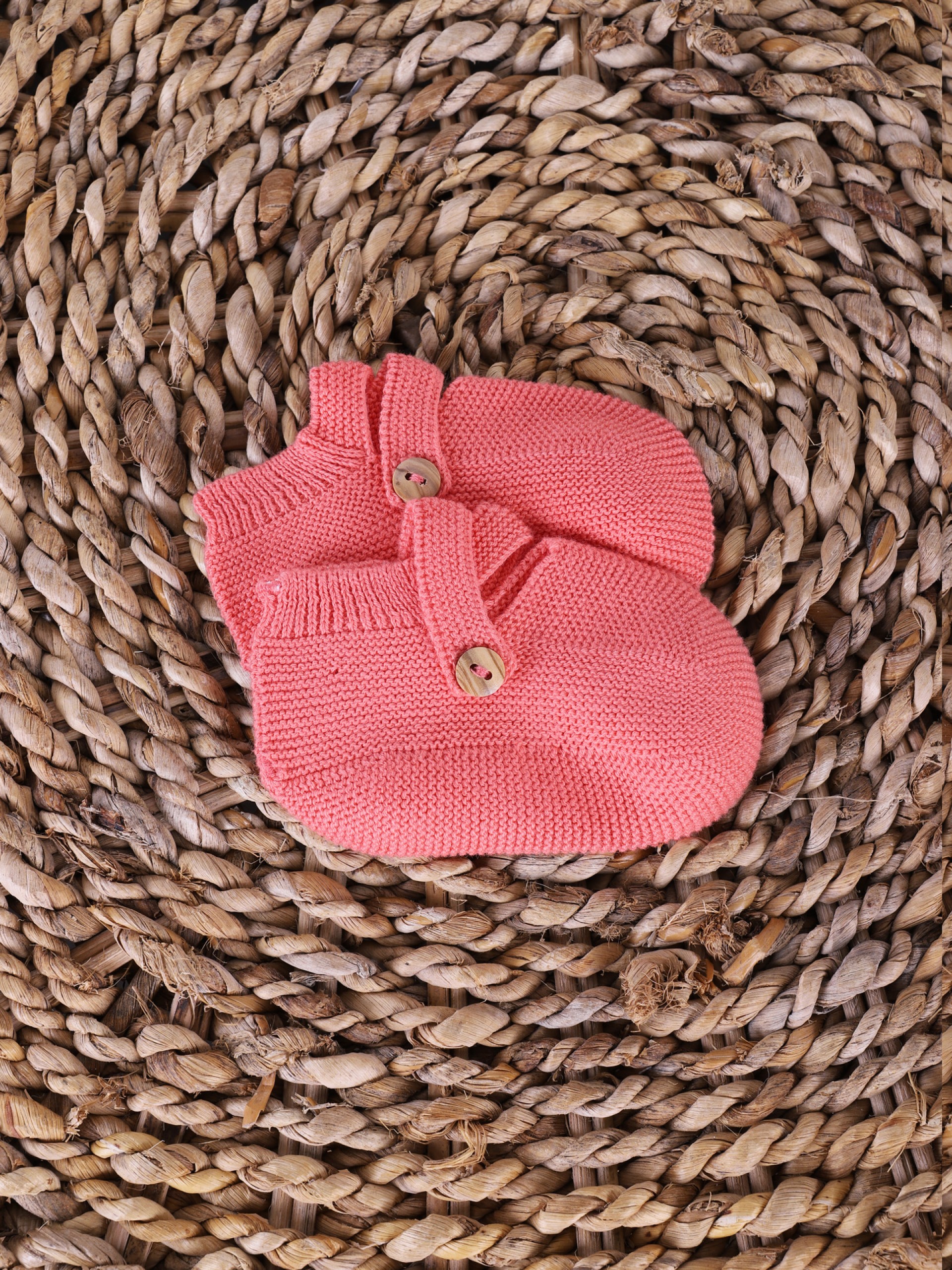 Cotton knitted booties