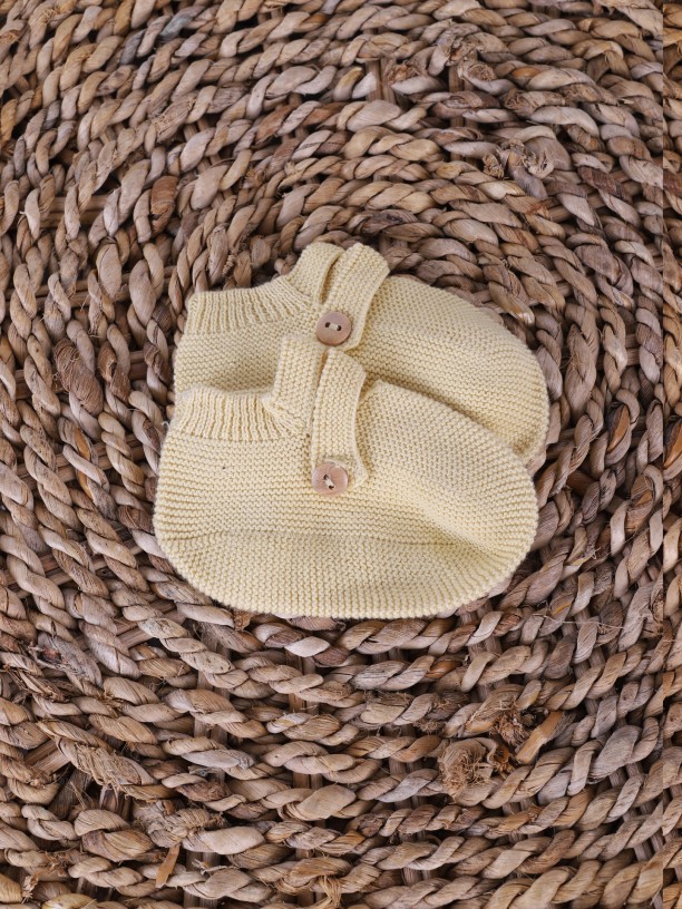 Cotton knitted booties