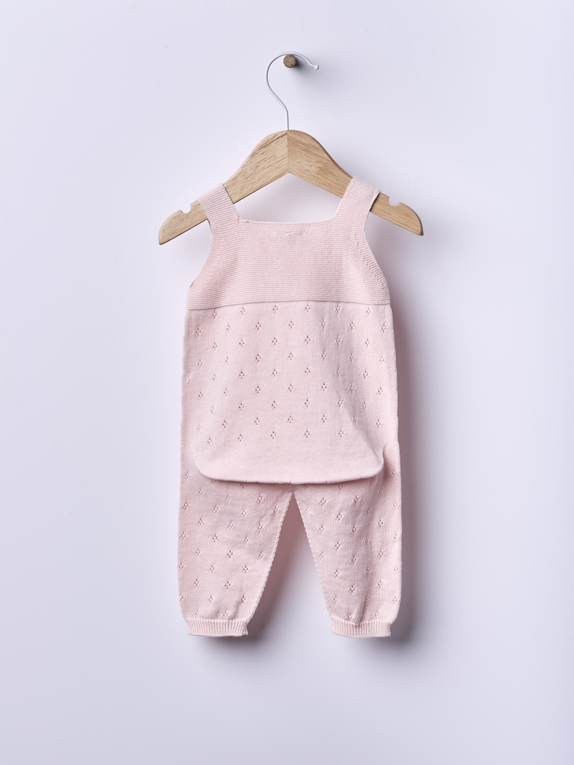 Jardineiras tricotadas