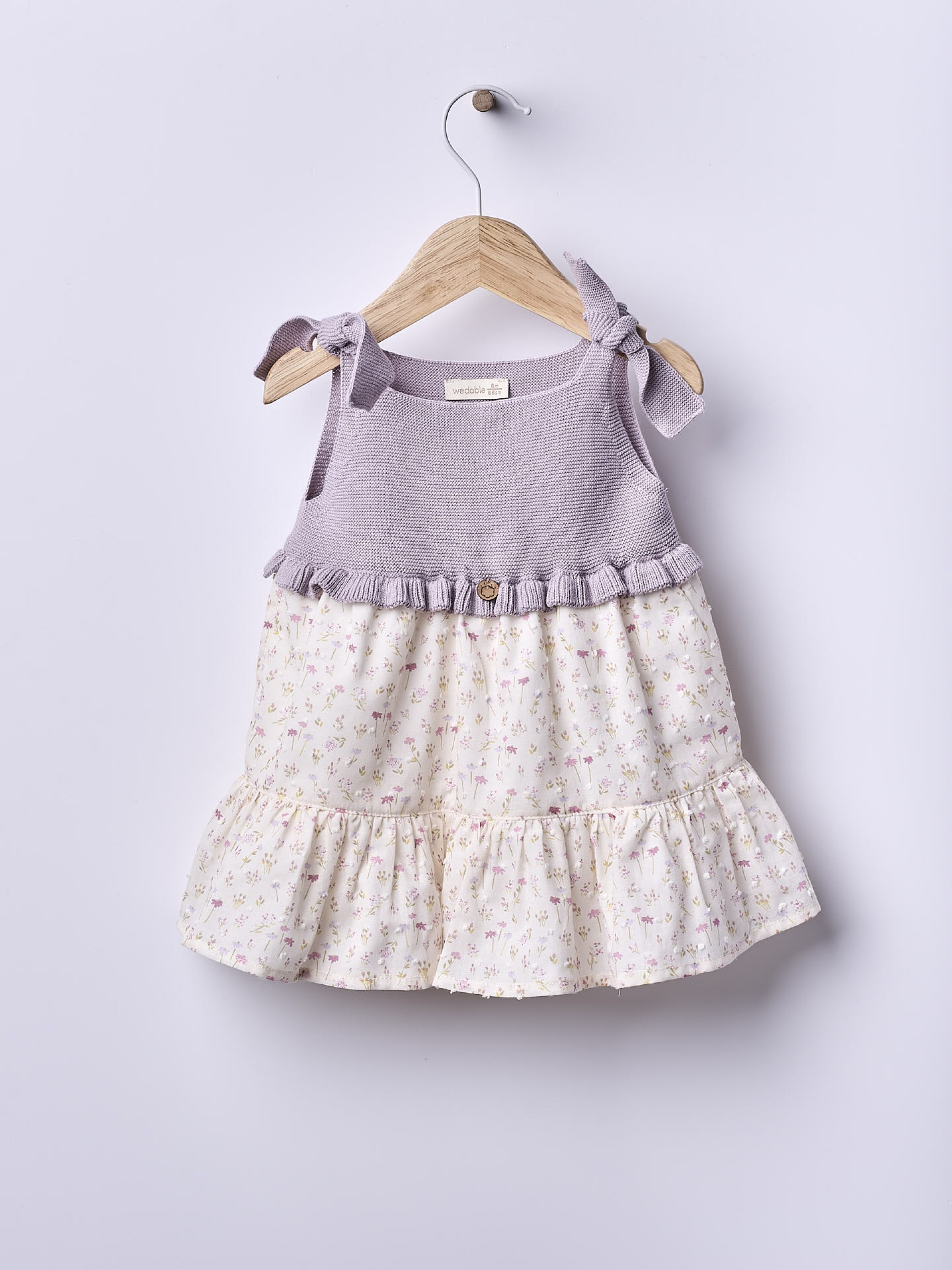 Shoulder straps dress