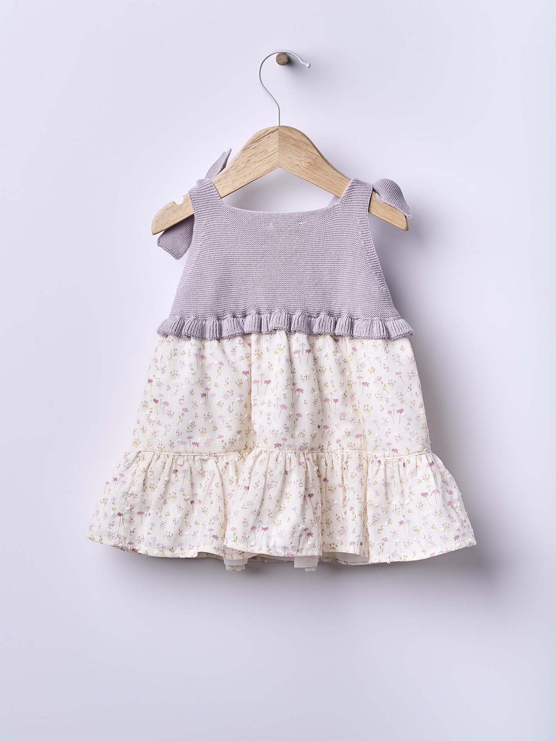 Shoulder straps dress