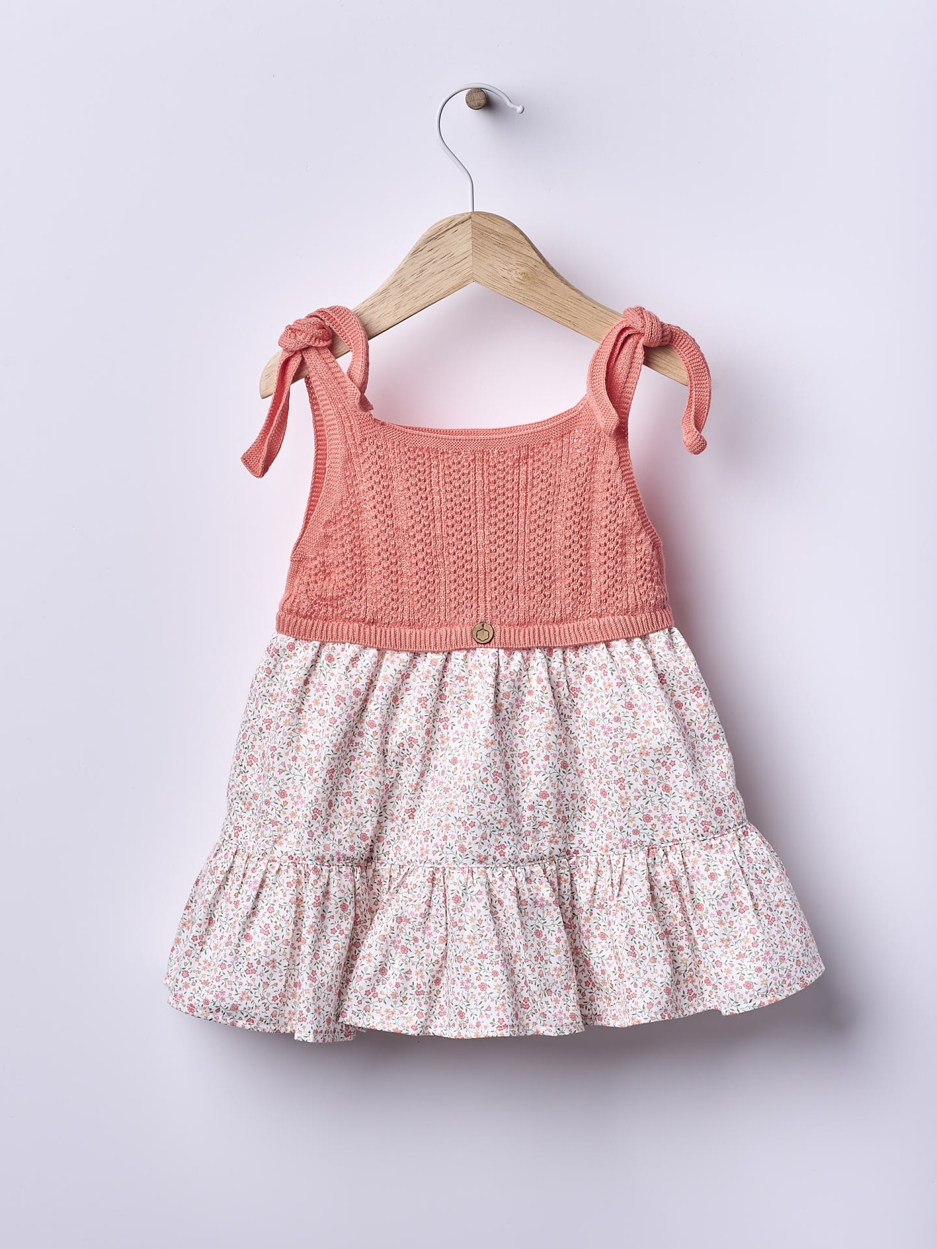 Shoulder straps dress