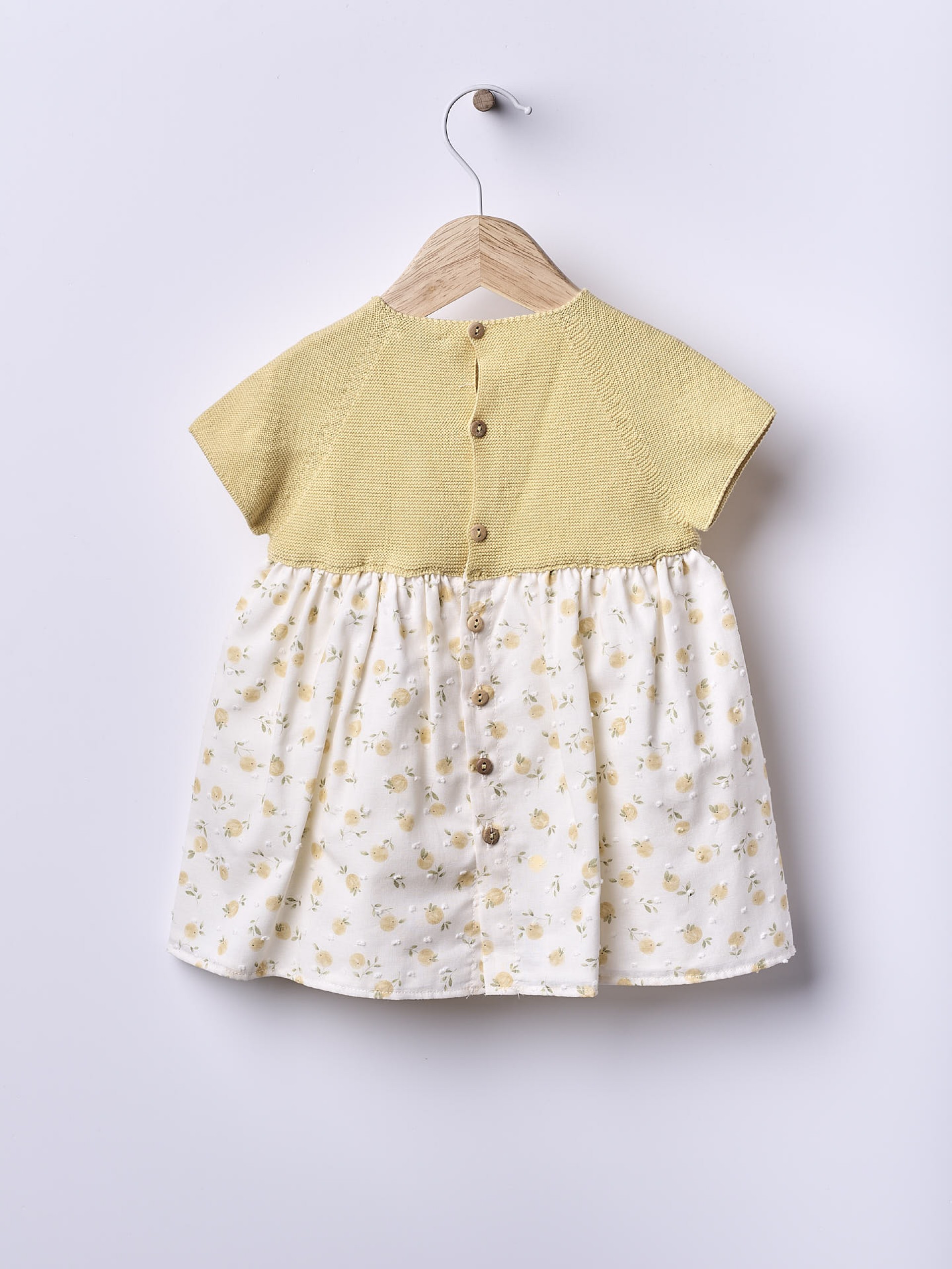 Lemon decorated dress