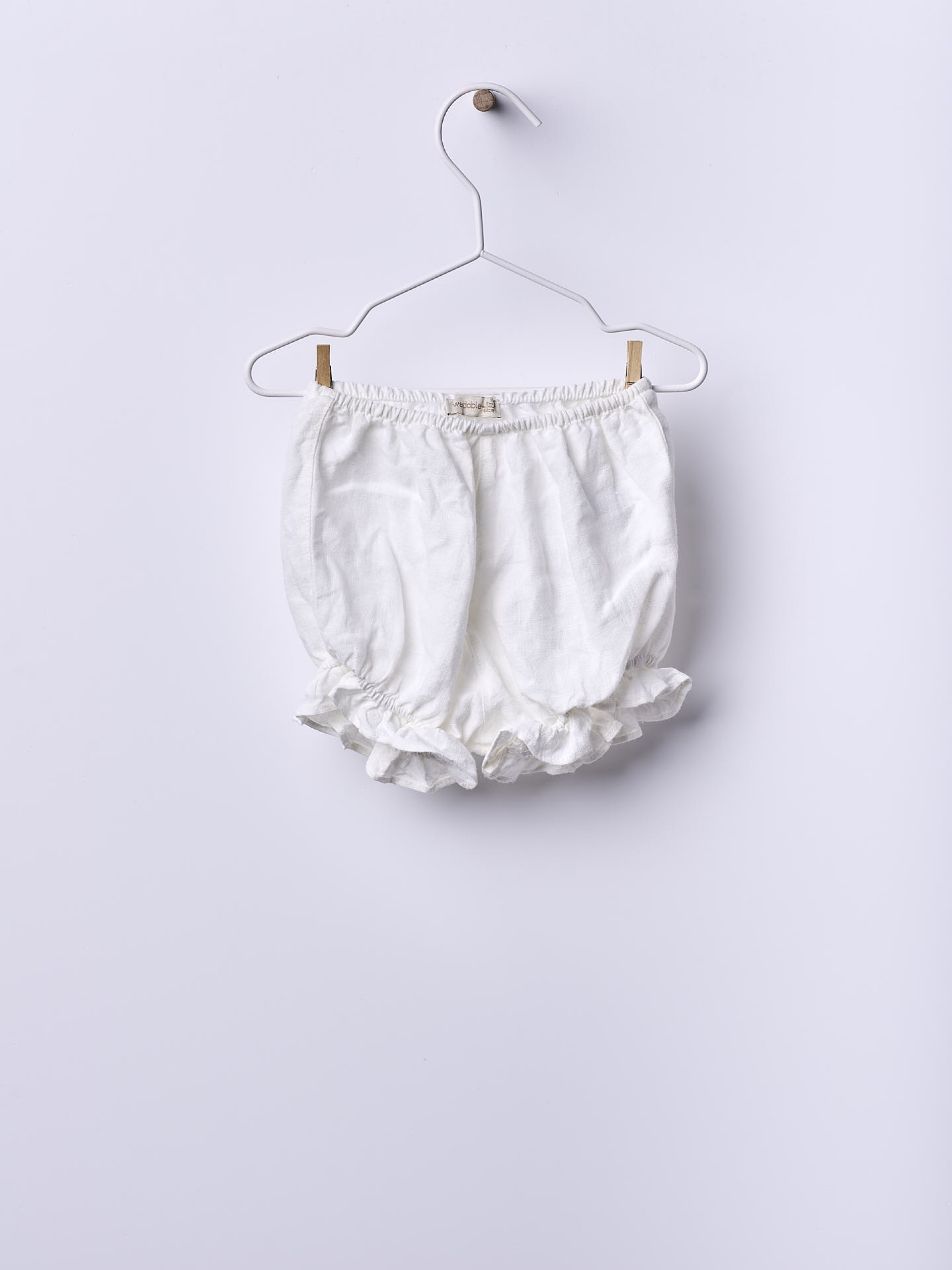 Linen shorts