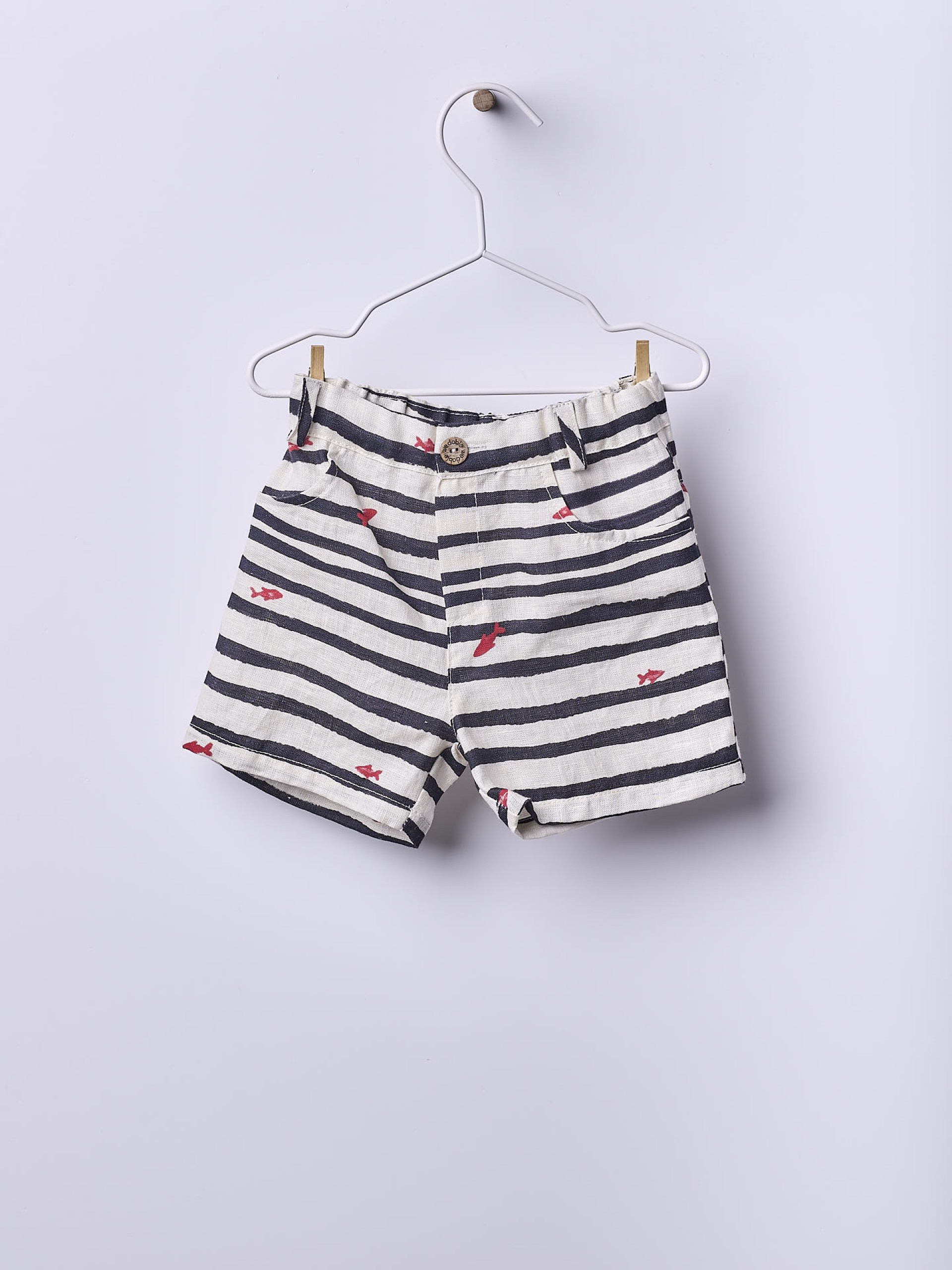 Linen shorts