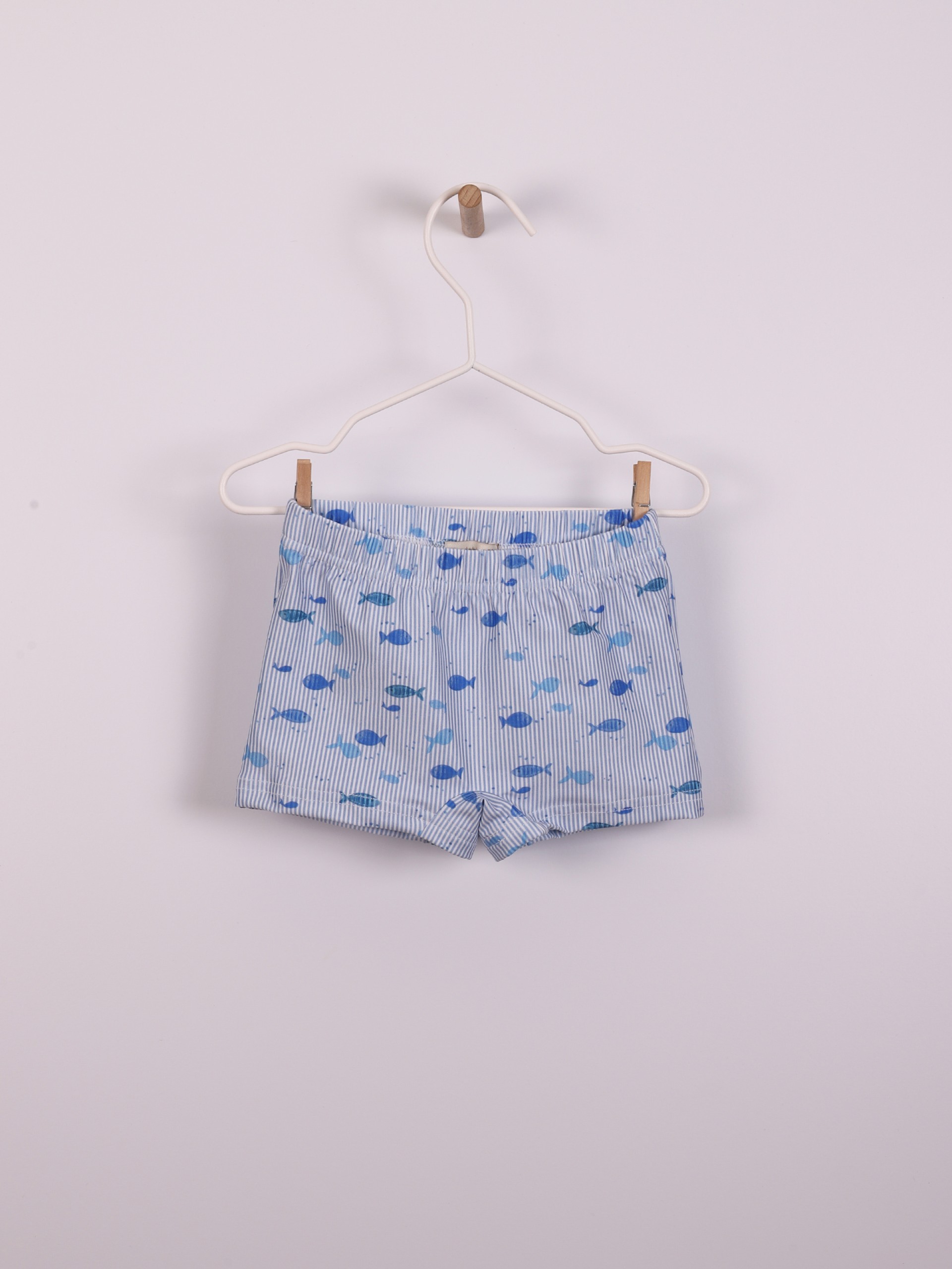 Little fish shorts