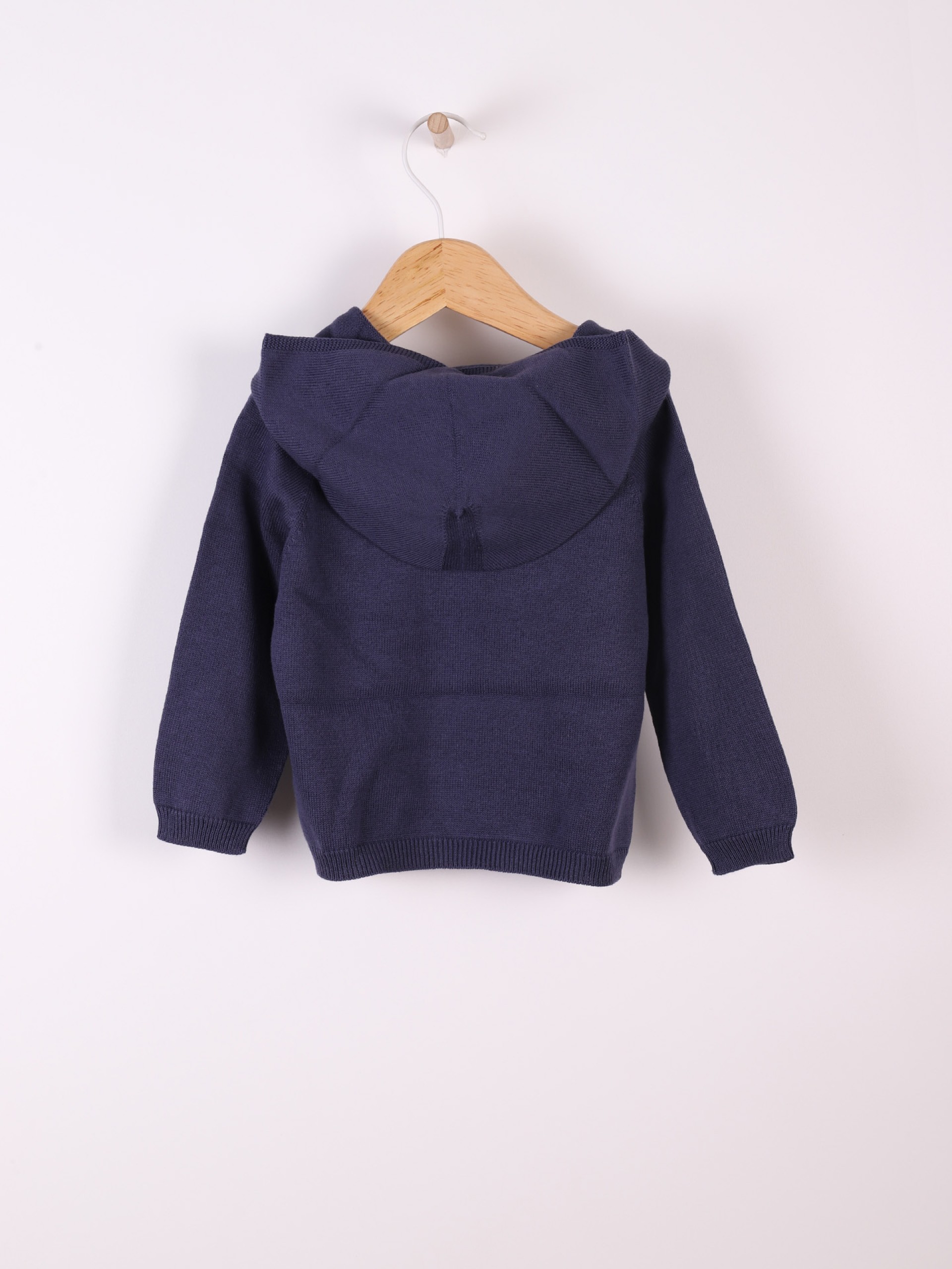 Organic cotton sweater