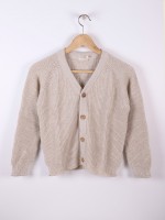 25 Dark beige