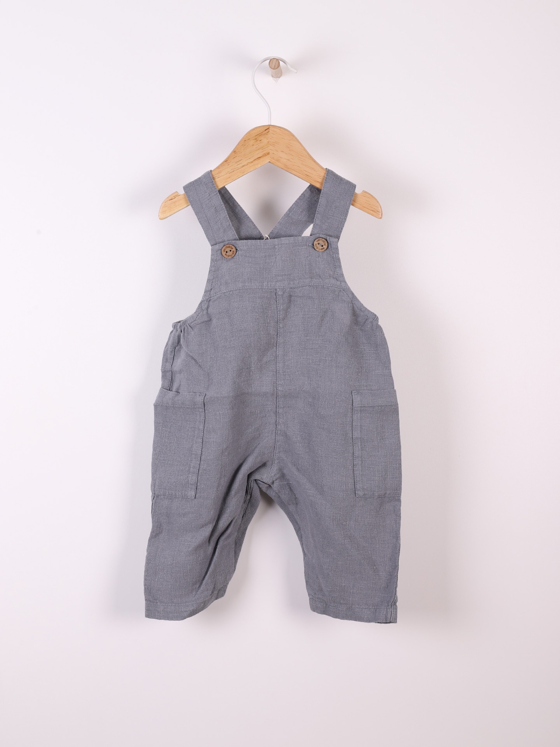 Jardineiras de linho