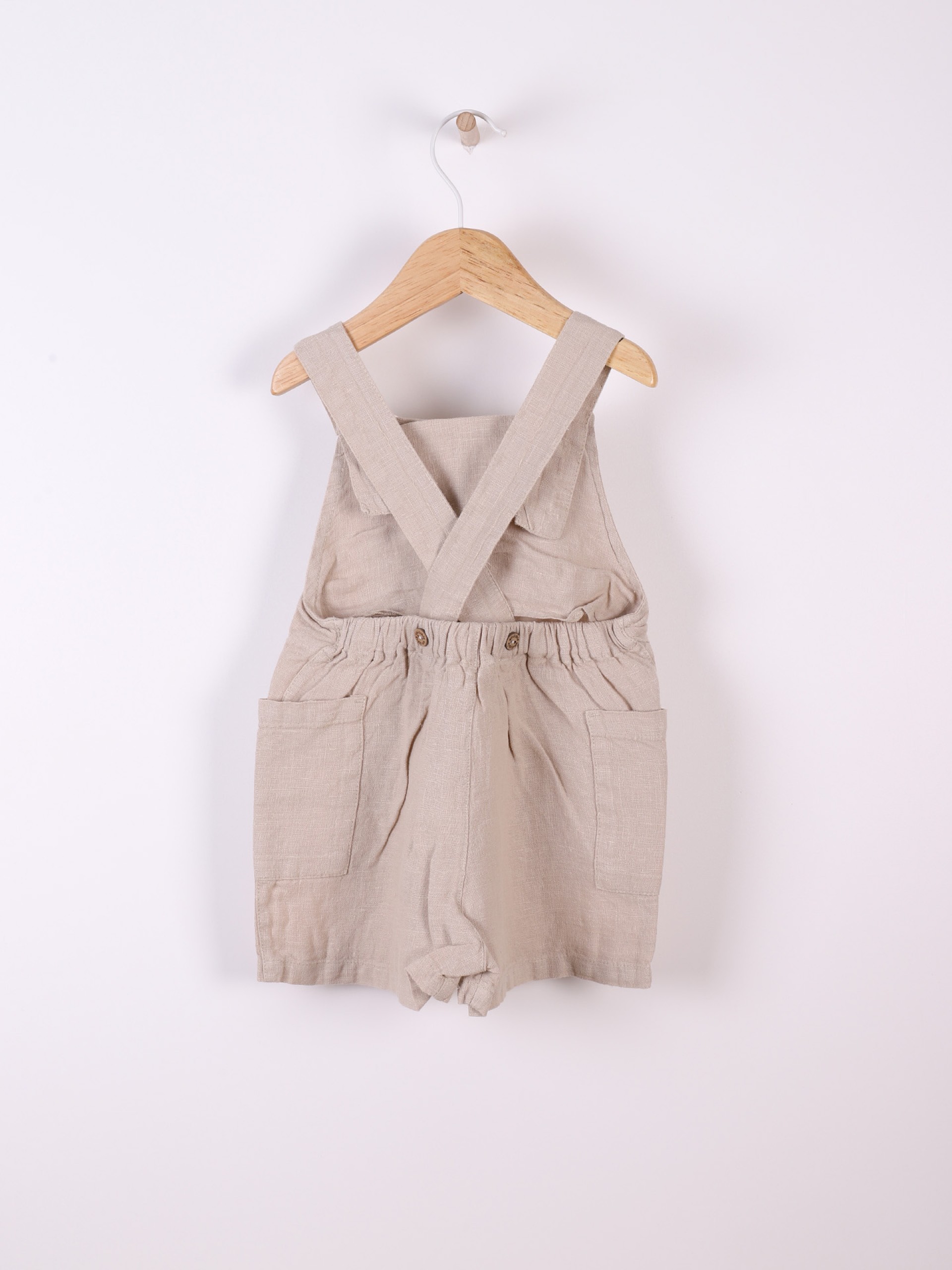 Jardineiras de linho