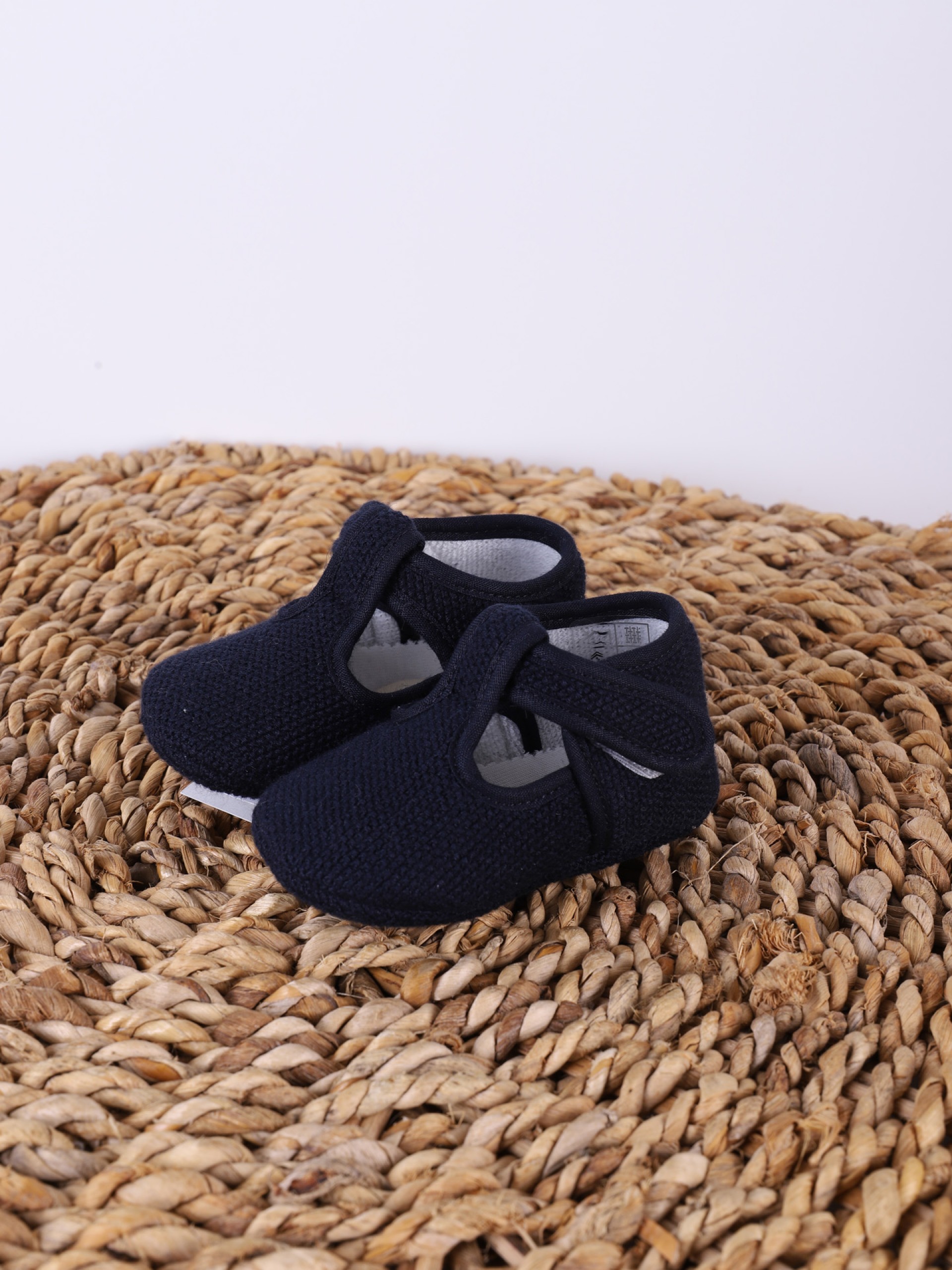 Canvas baby shoes