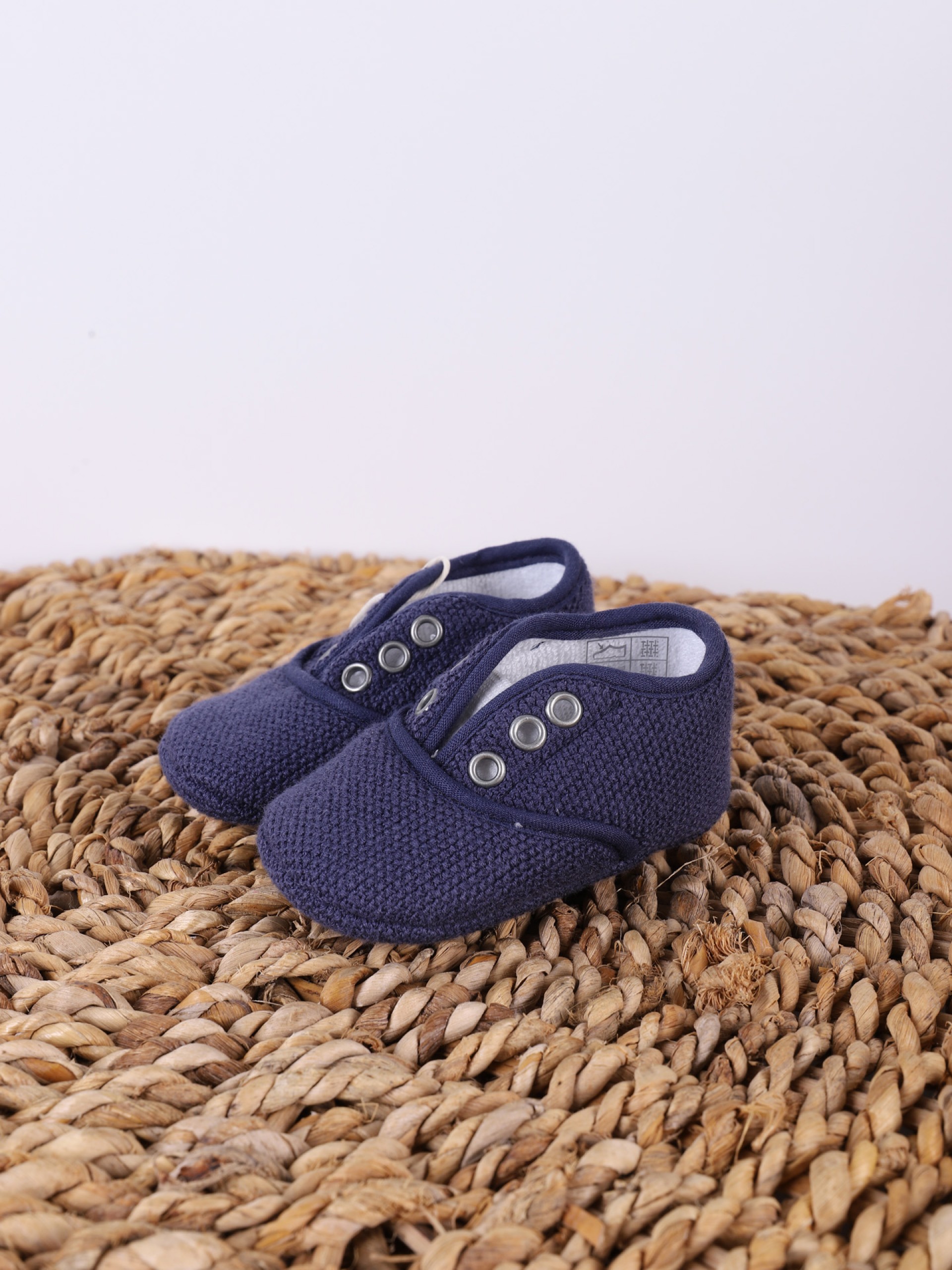 Sneakers baby shoes