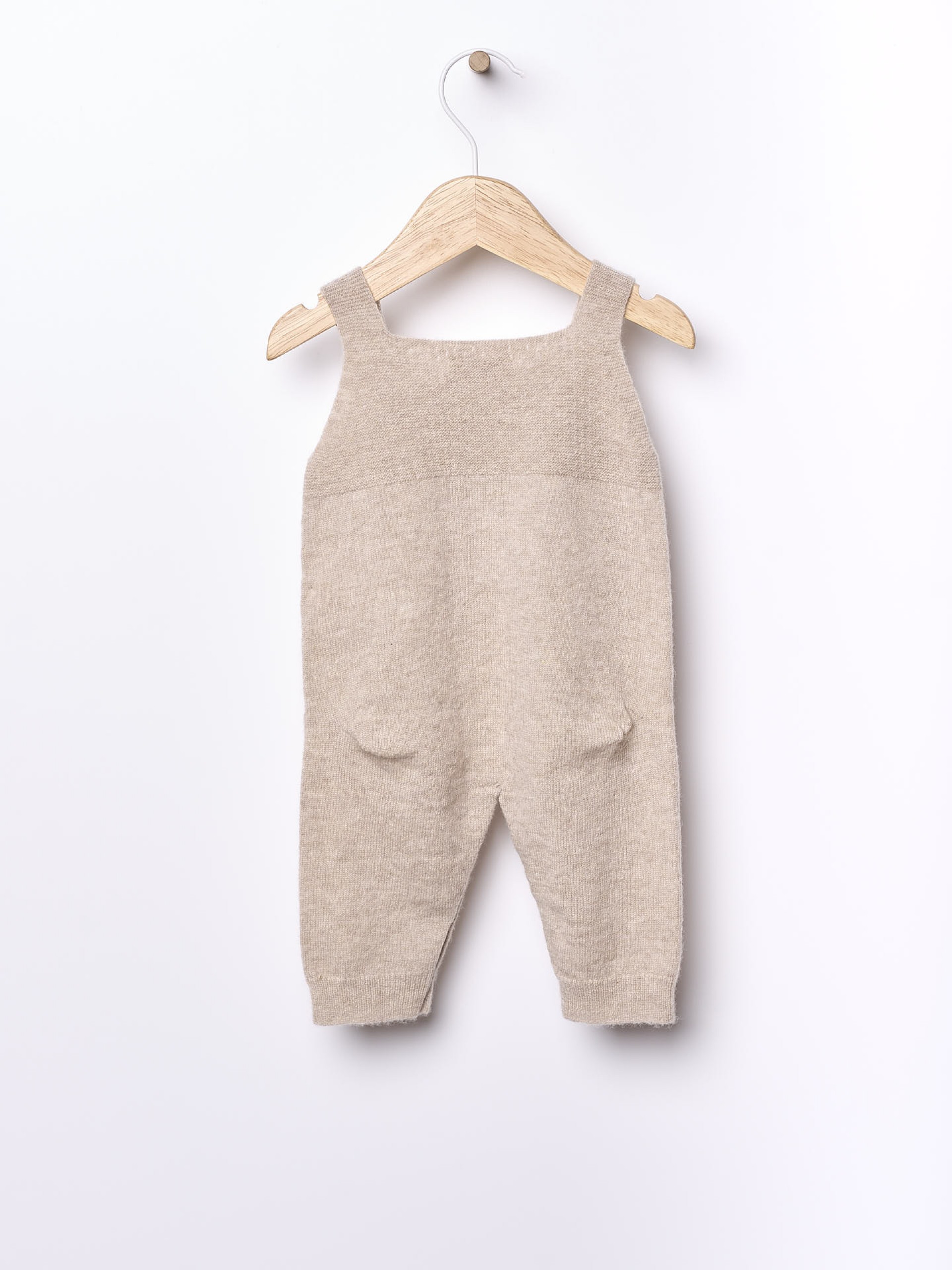 Jardineiras tricotadas