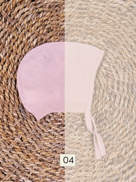 Knitted bonnet