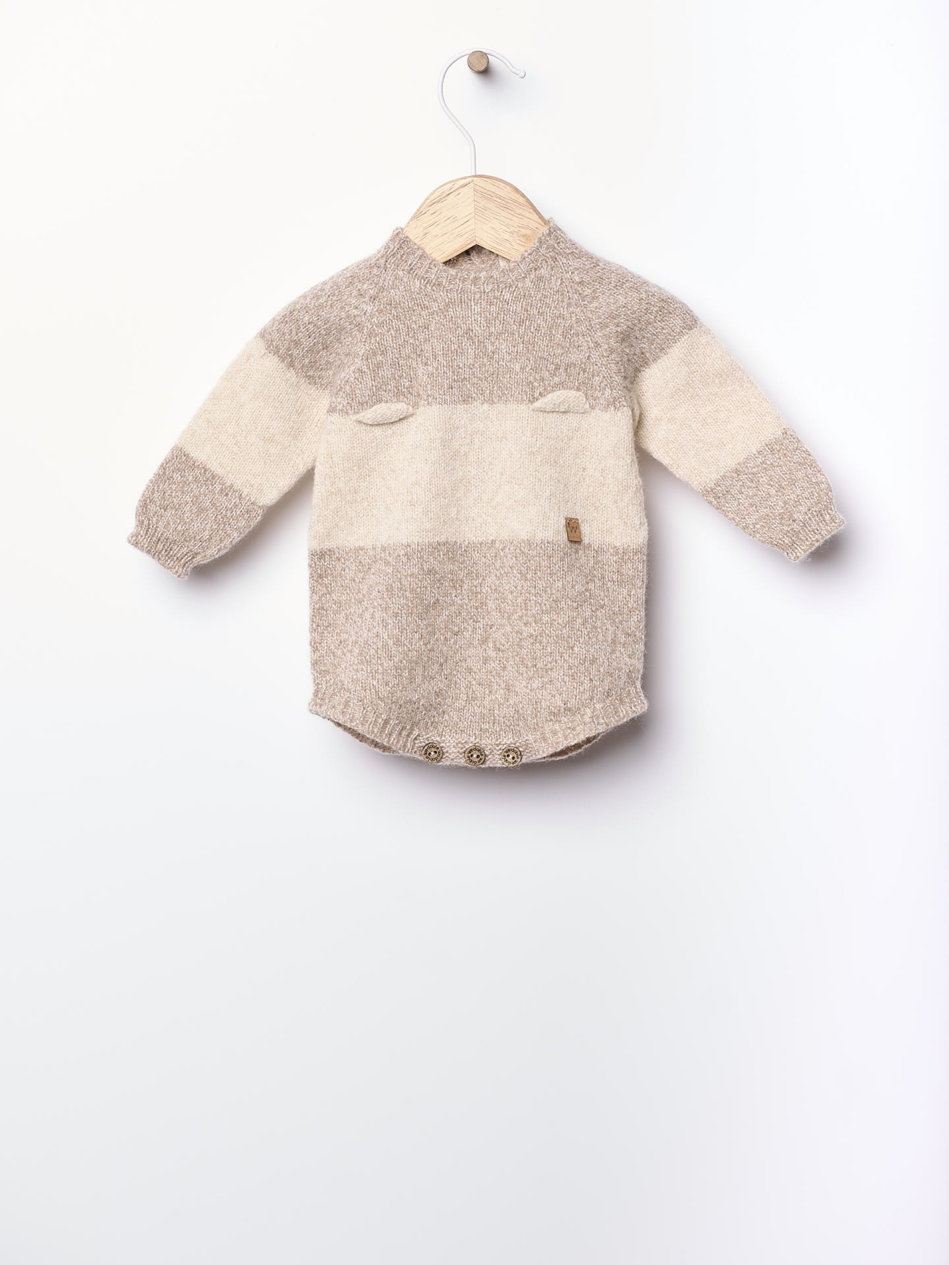 Knitted wool shortie