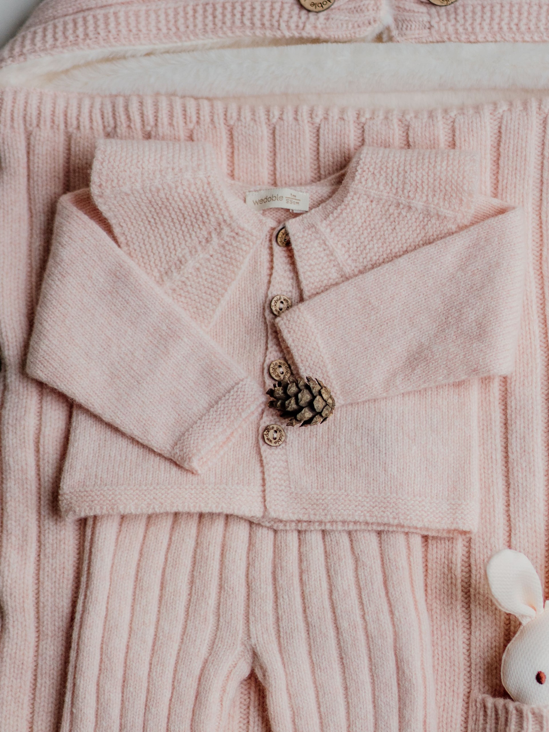 Knitted wool cardigan