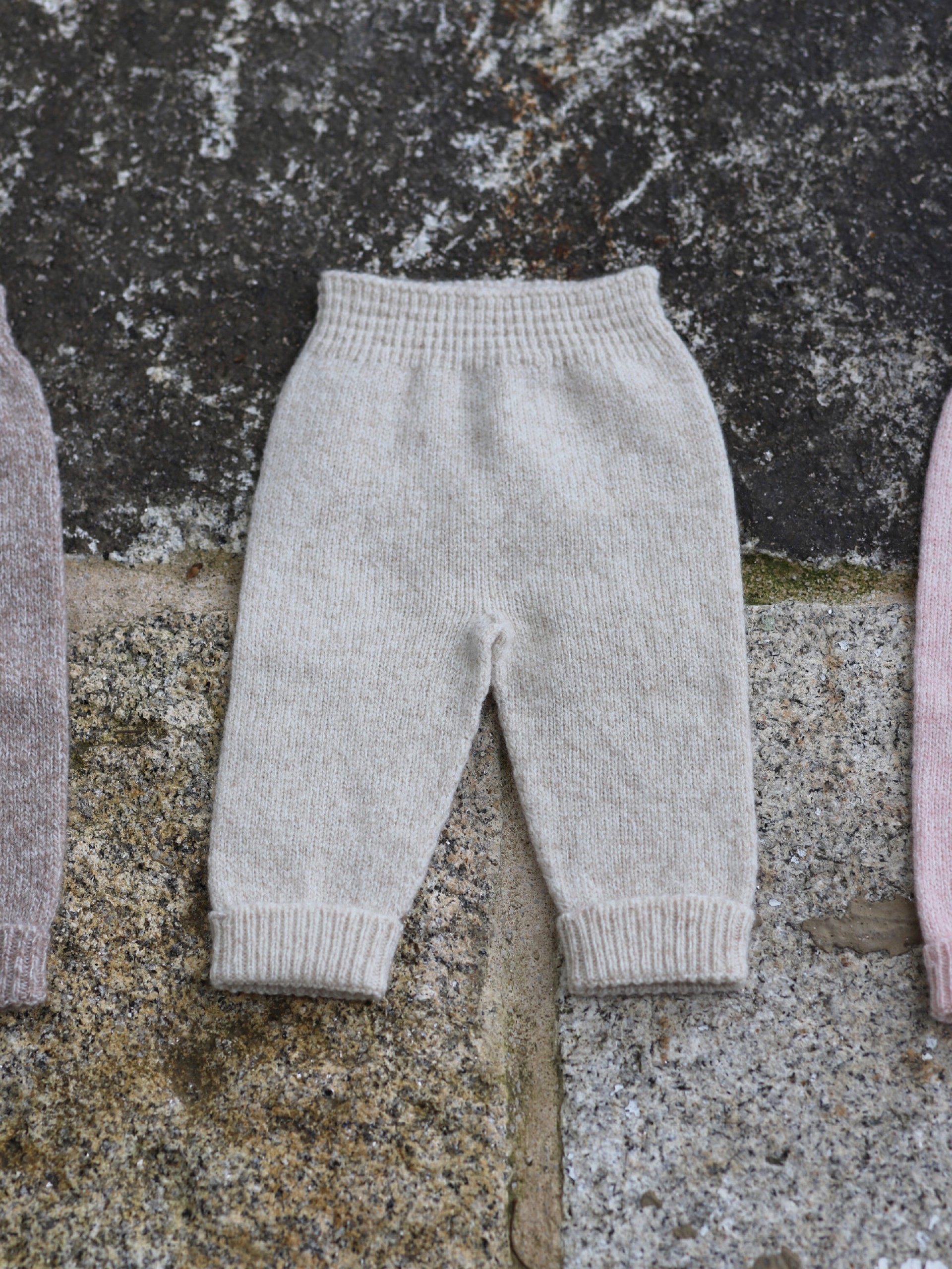 Knitted wool trousers