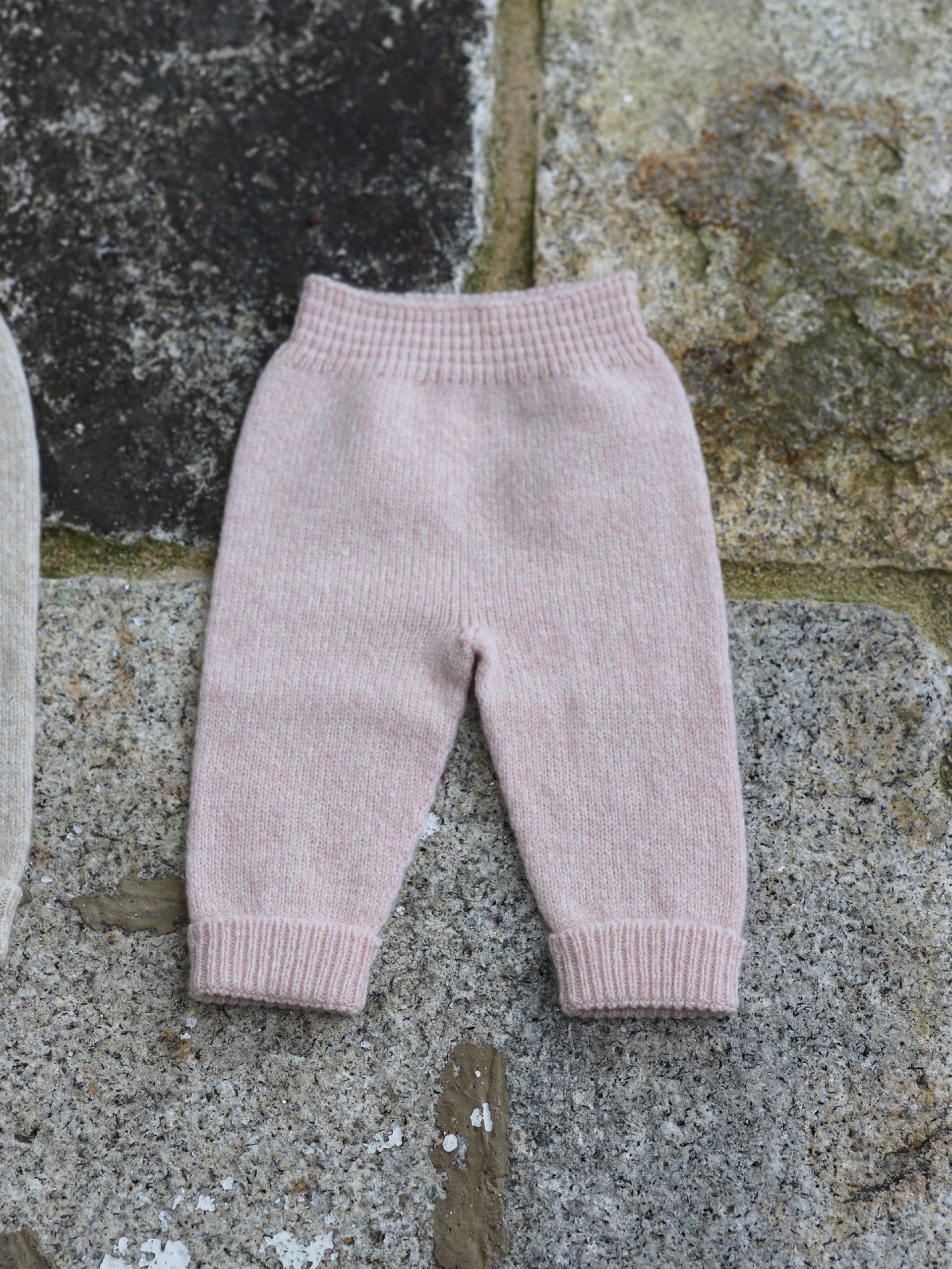 Knitted wool trousers