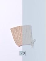 Knitted wool bonnet Knitted wool bonnet