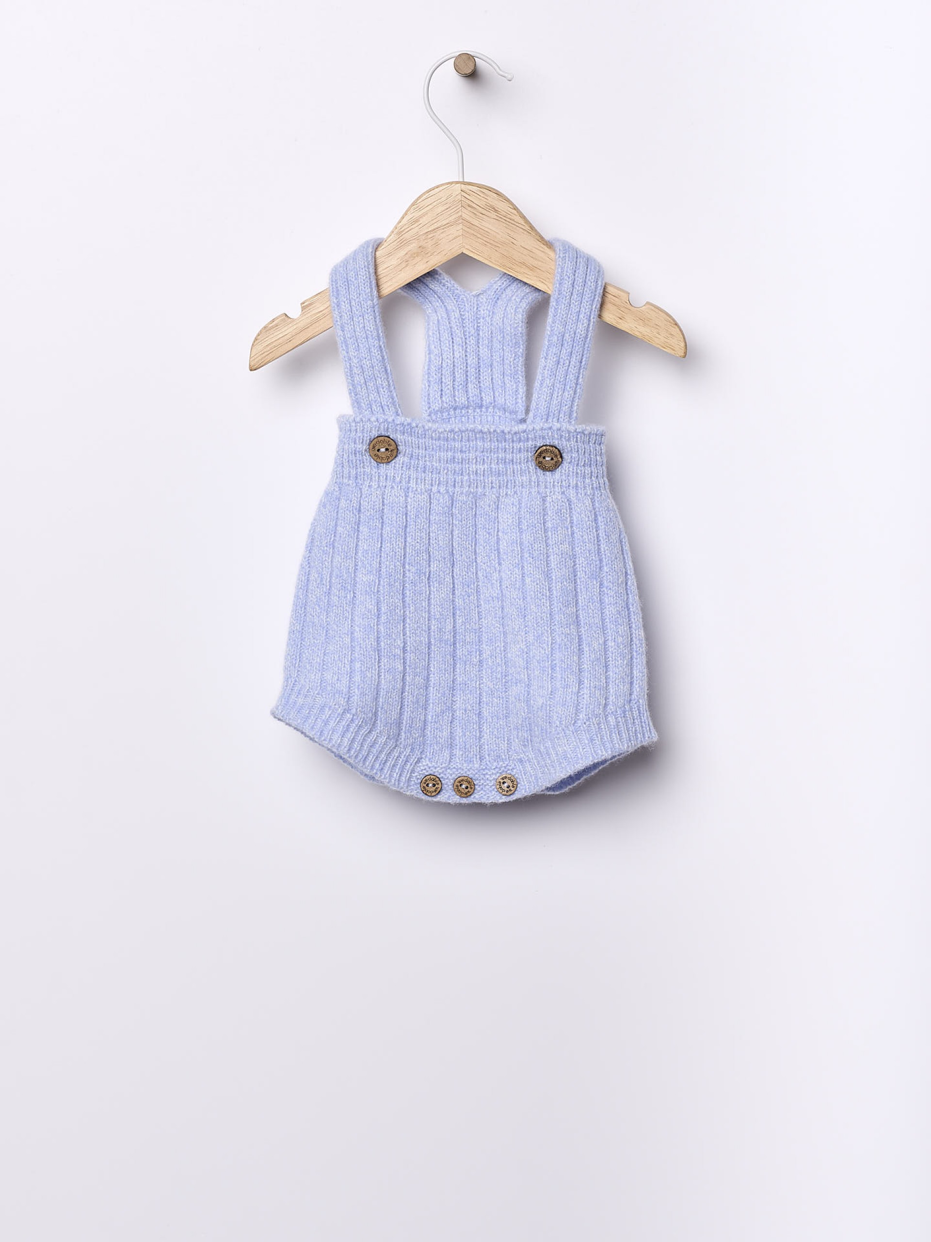 Fofo com alças de lã