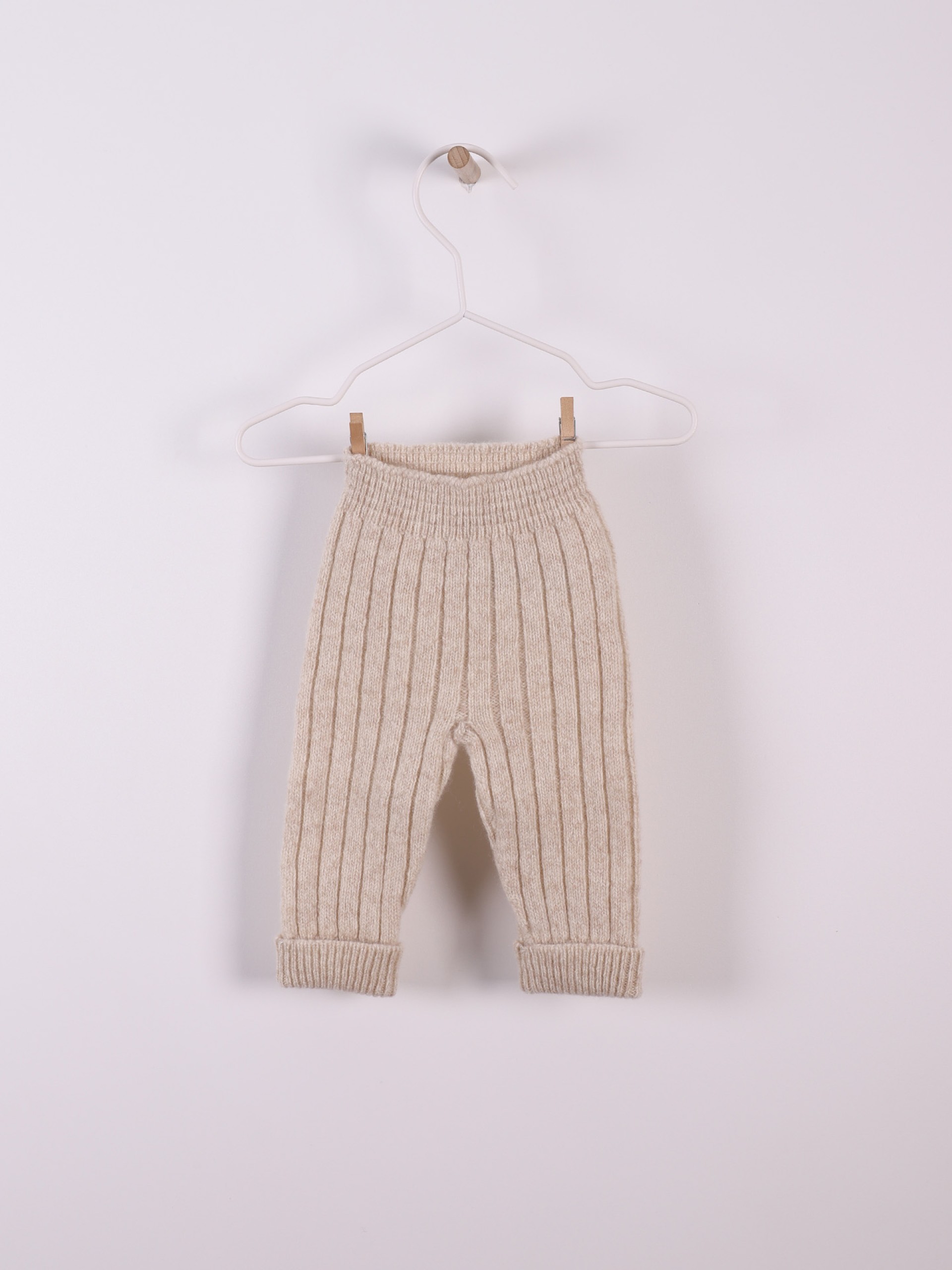 Knitted wool trousers