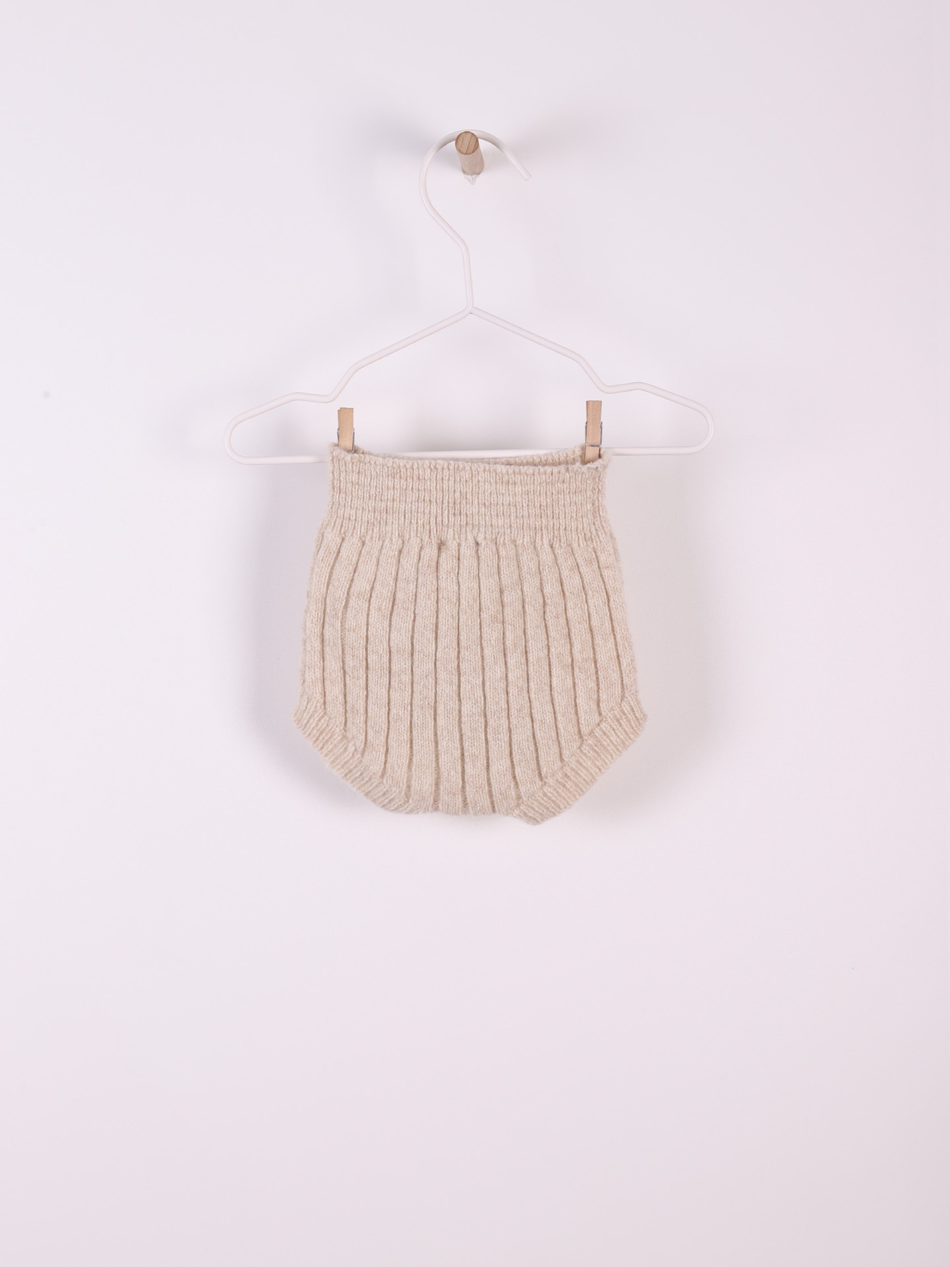 Knitted wool bloomer