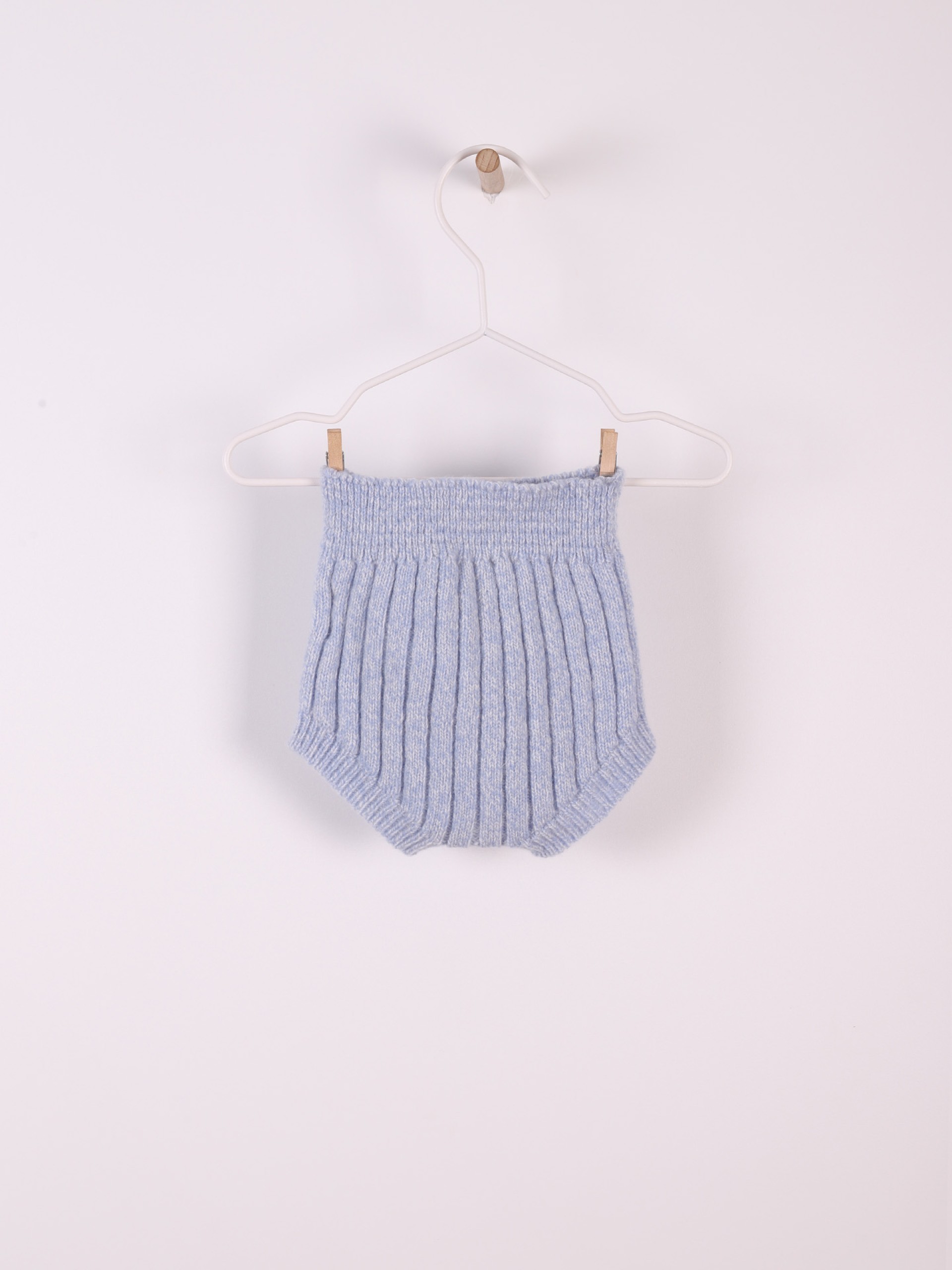 Knitted wool bloomer