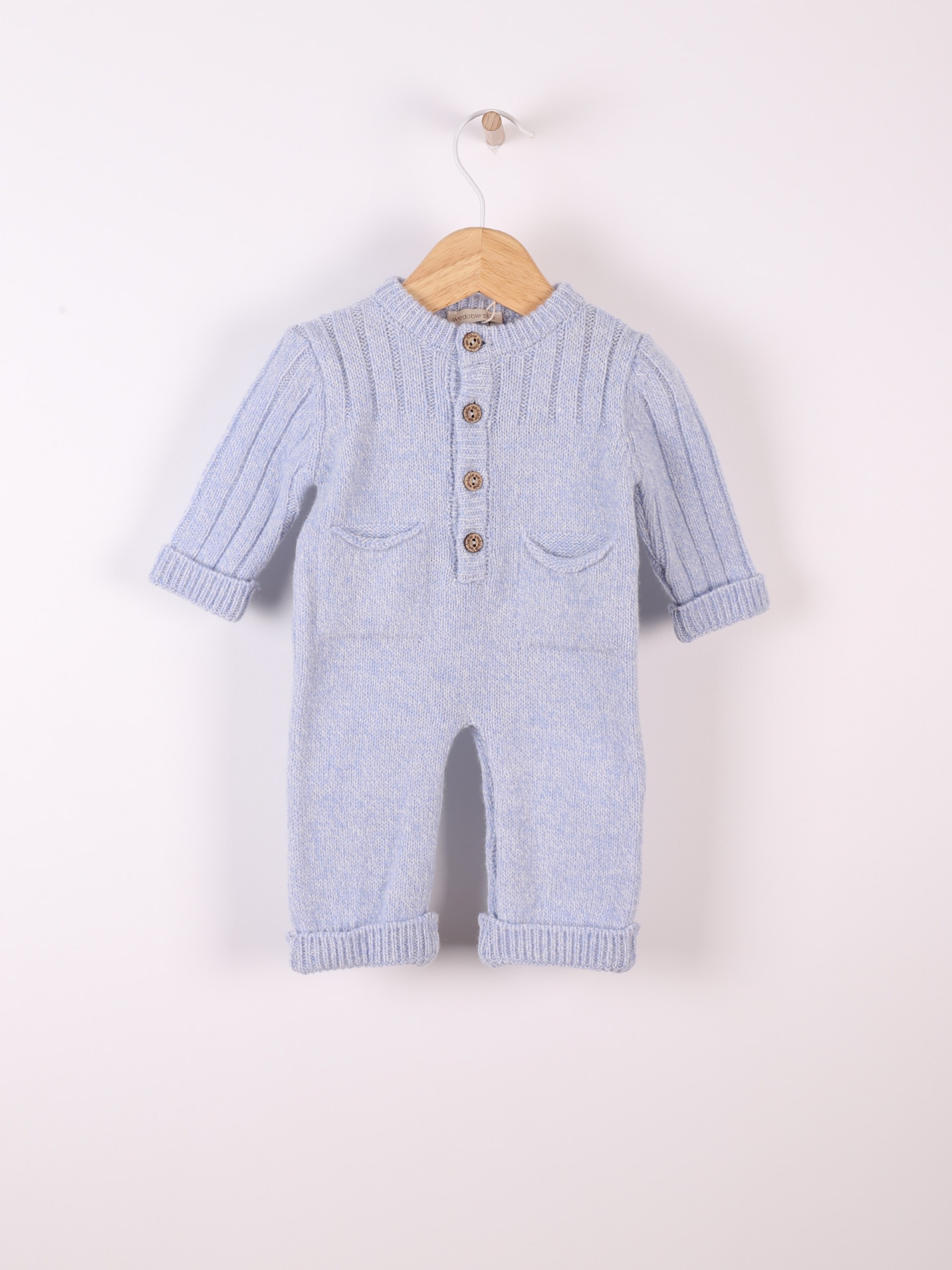 Macacão tricotado de lã