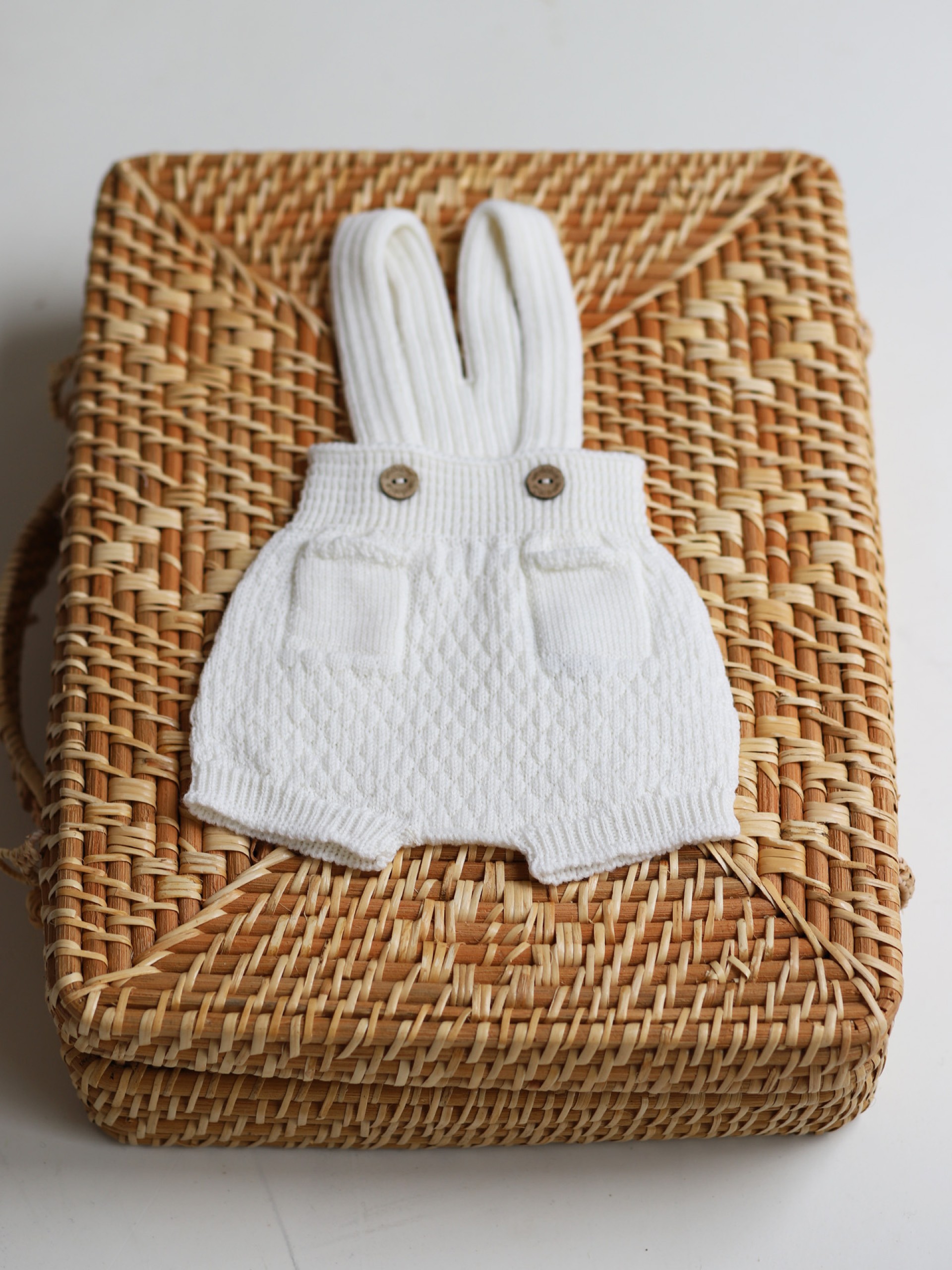 Fofo com alças de lã