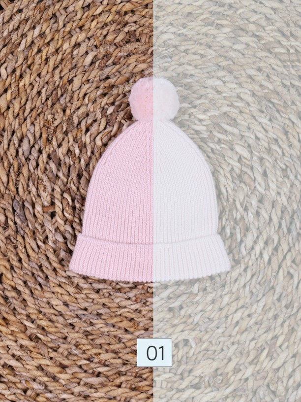Bobble beanie