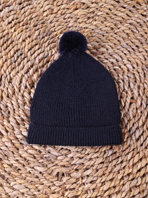 Bobble beanie