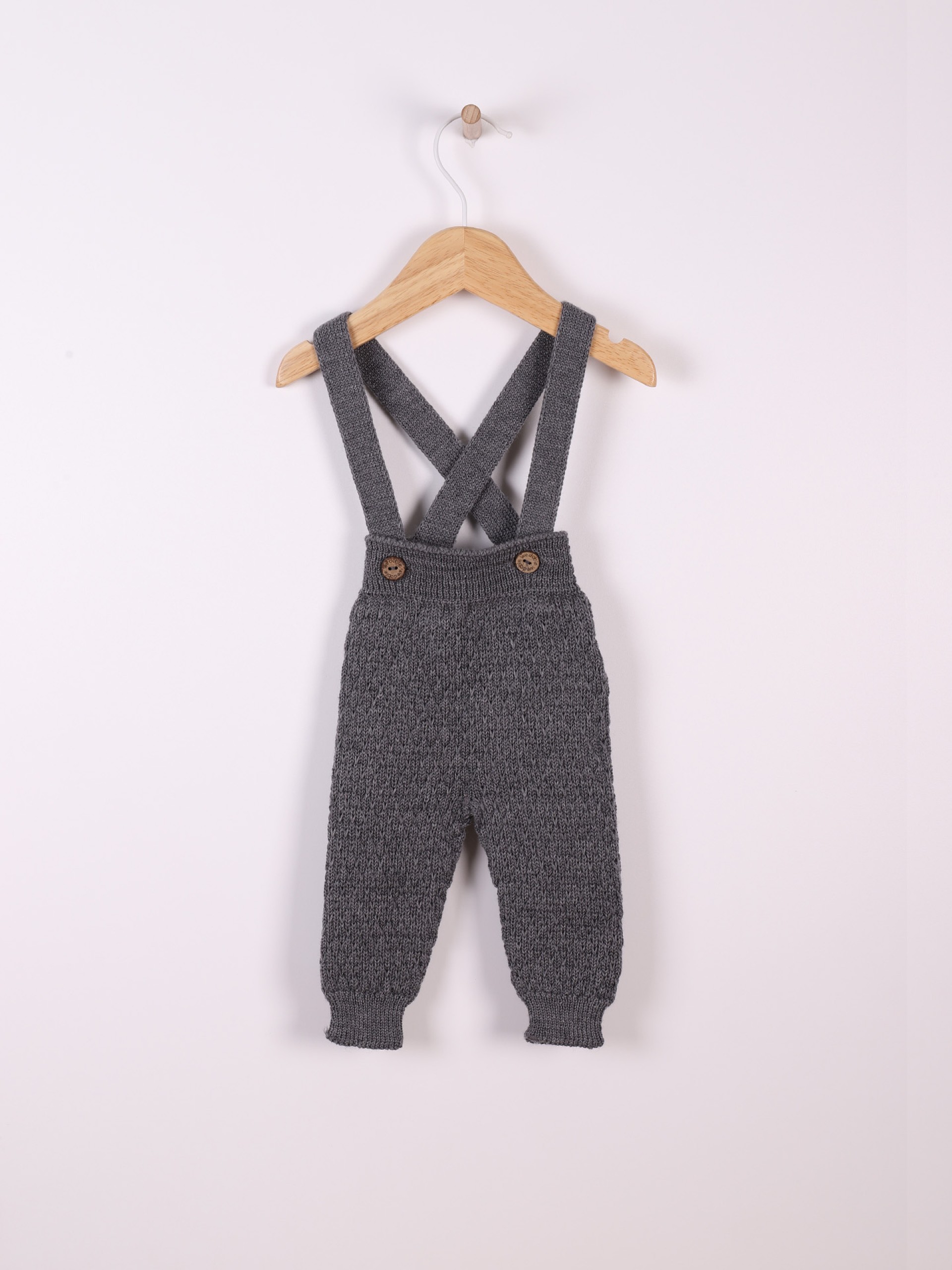 Knitted wool trousers