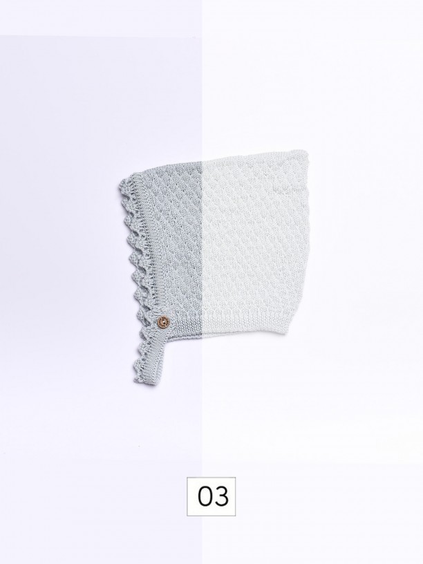 Knitted wool bonnet Knitted wool bonnet
