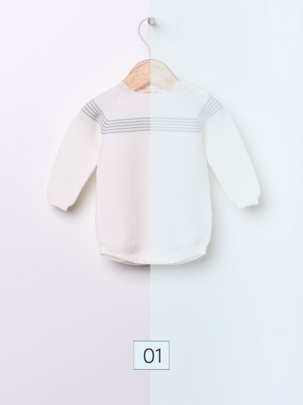 Knitted wool shortie