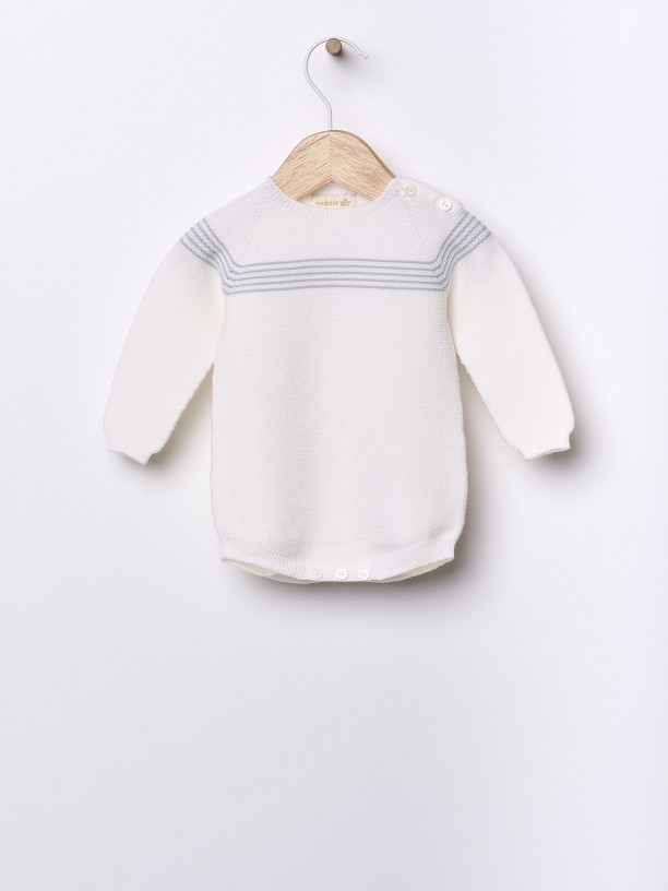 Knitted wool shortie