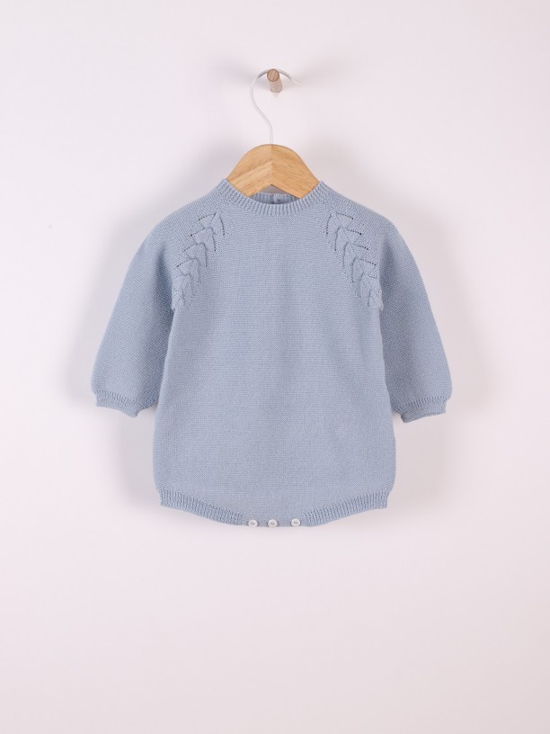 Knitted wool shortie