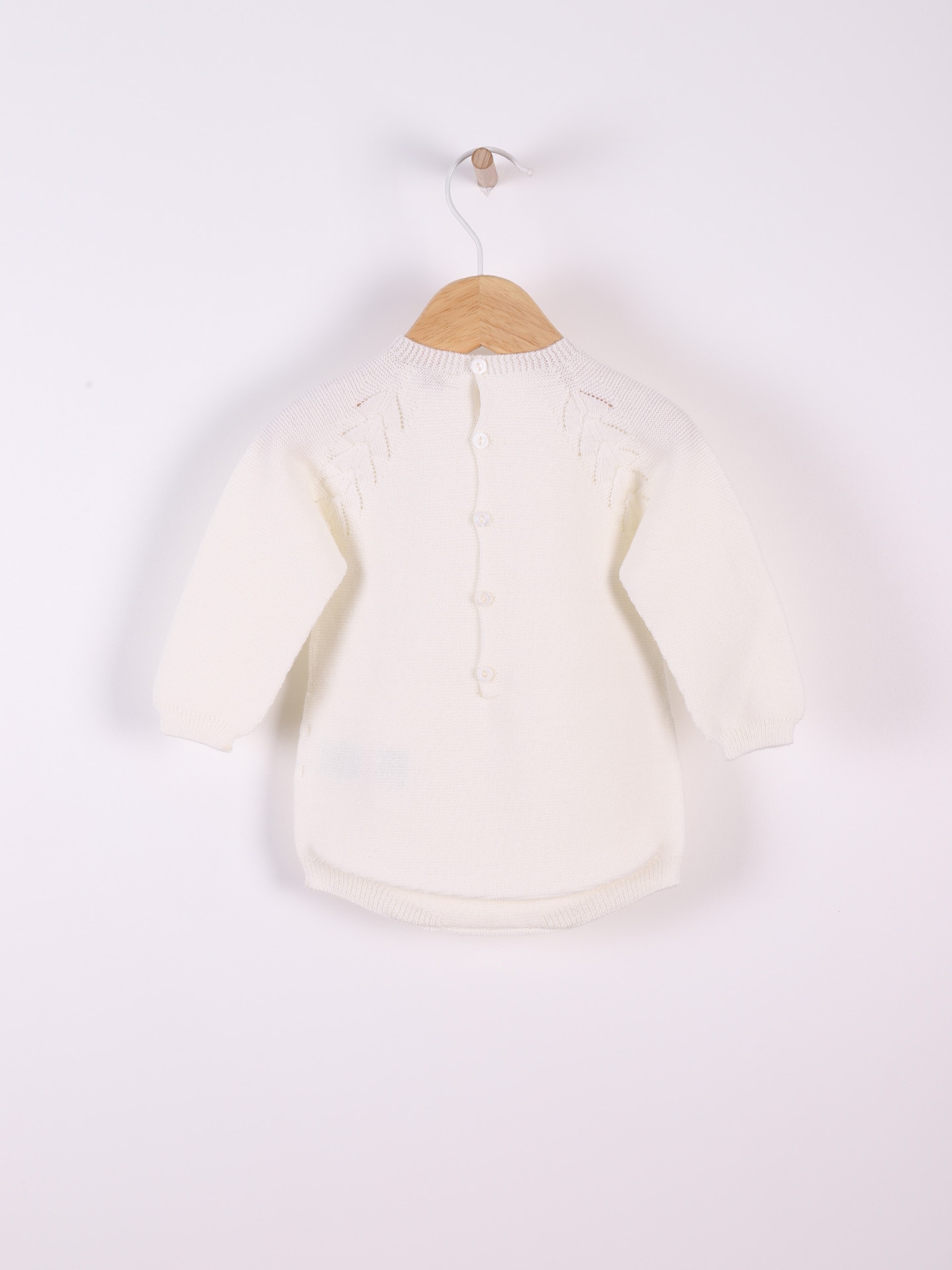 Knitted wool shortie