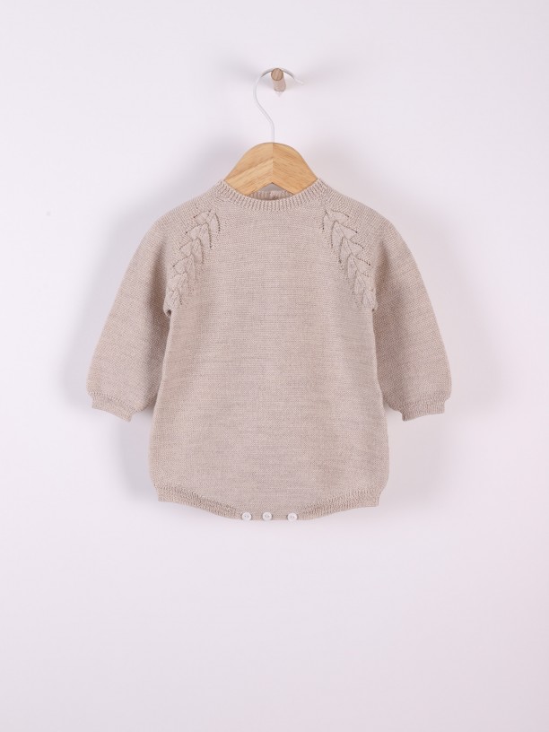 Knitted wool shortie