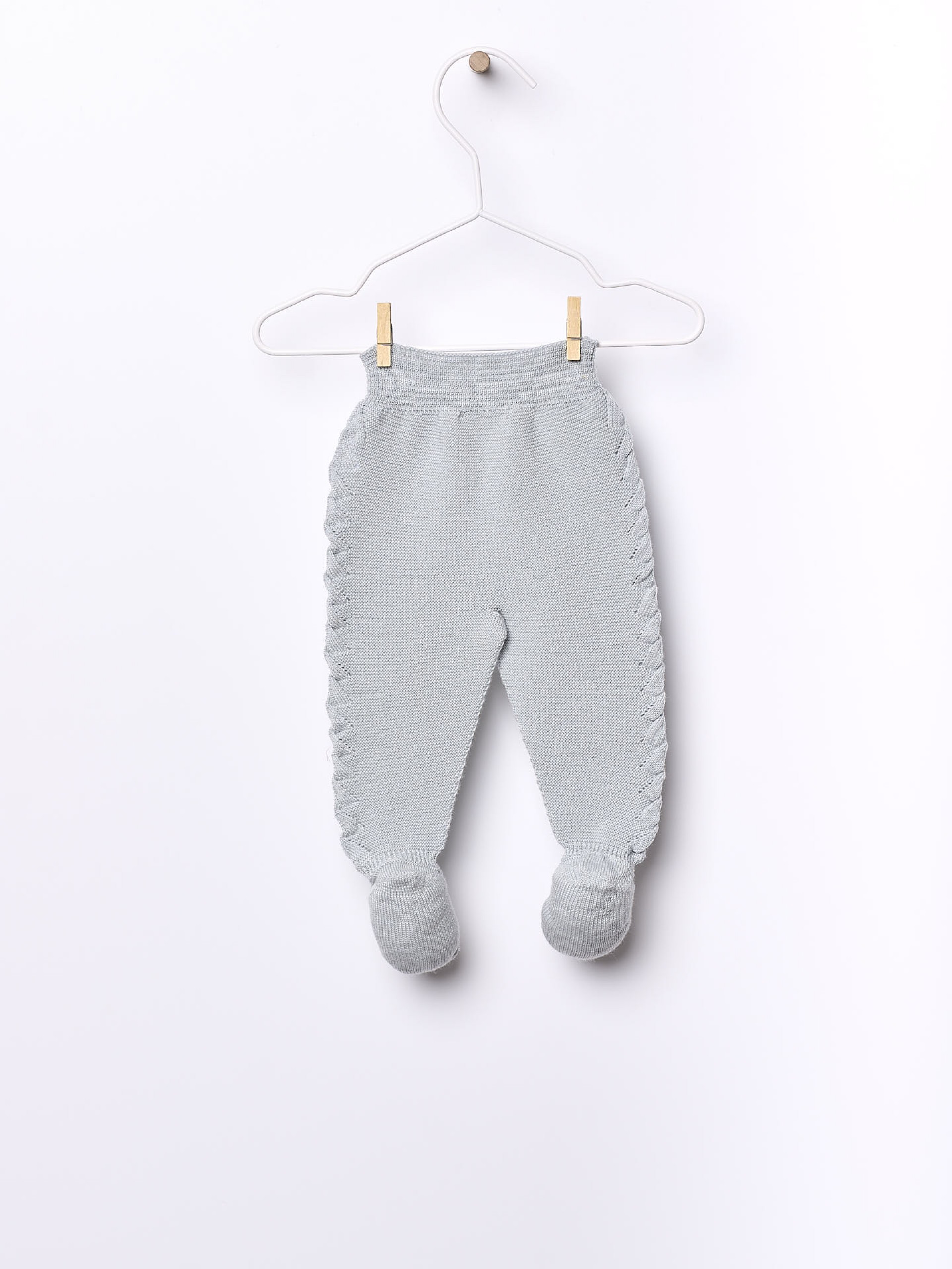 Knitted wool trousers