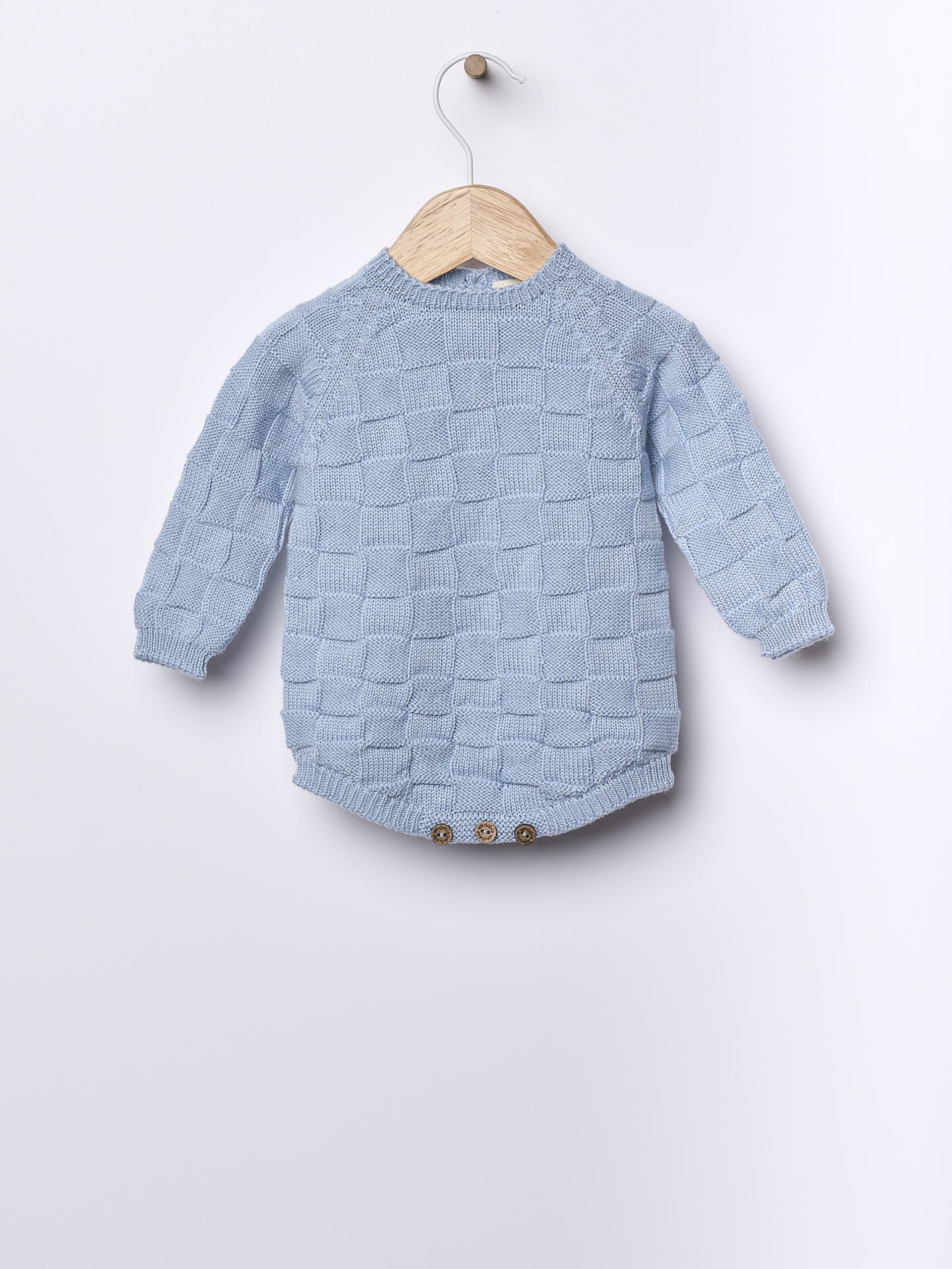 Knitted wool shortie