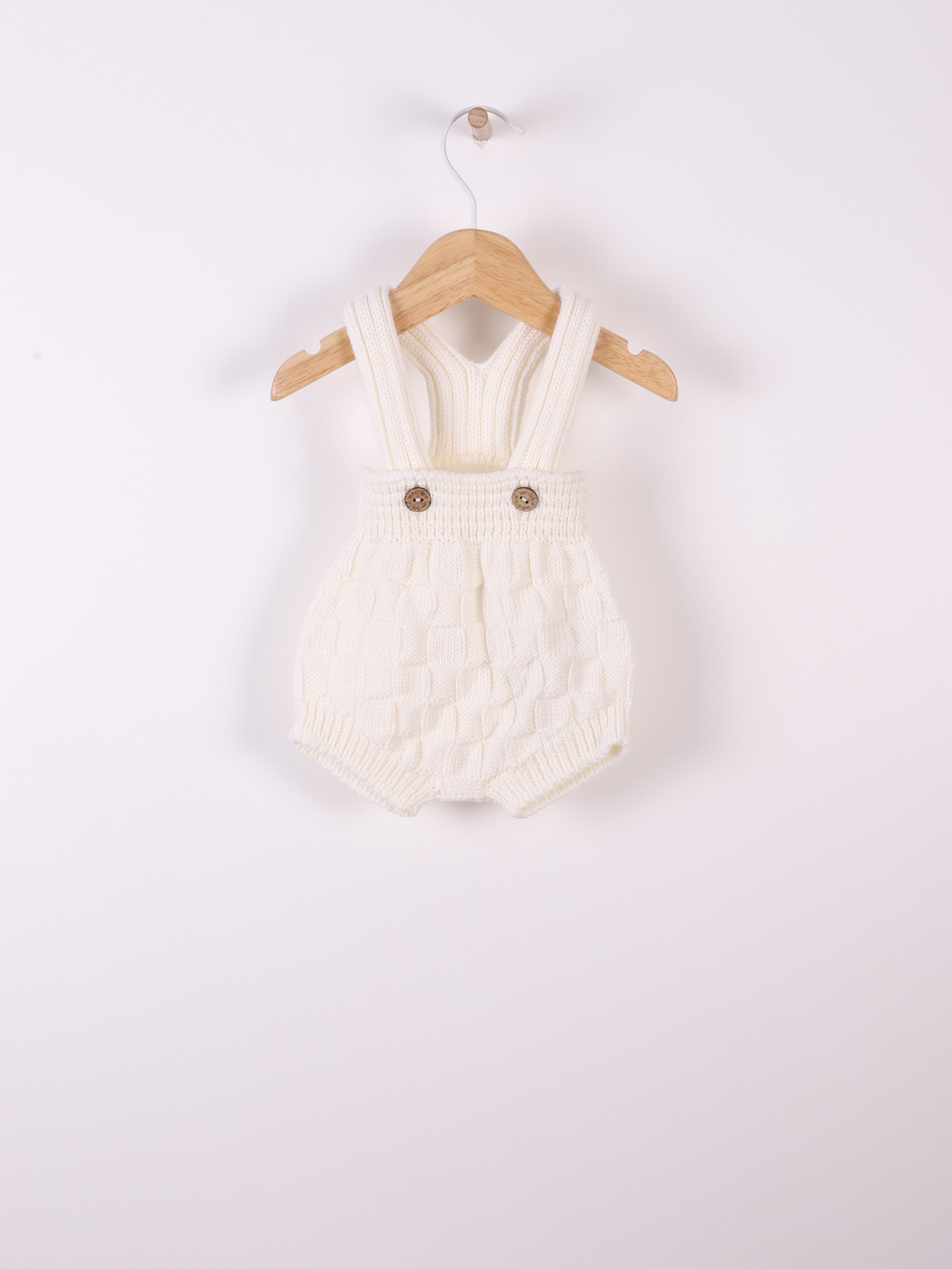 Fofo com alças de lã