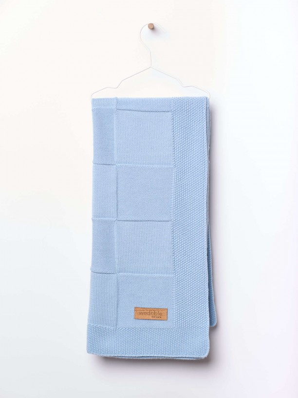 Knitted blanket