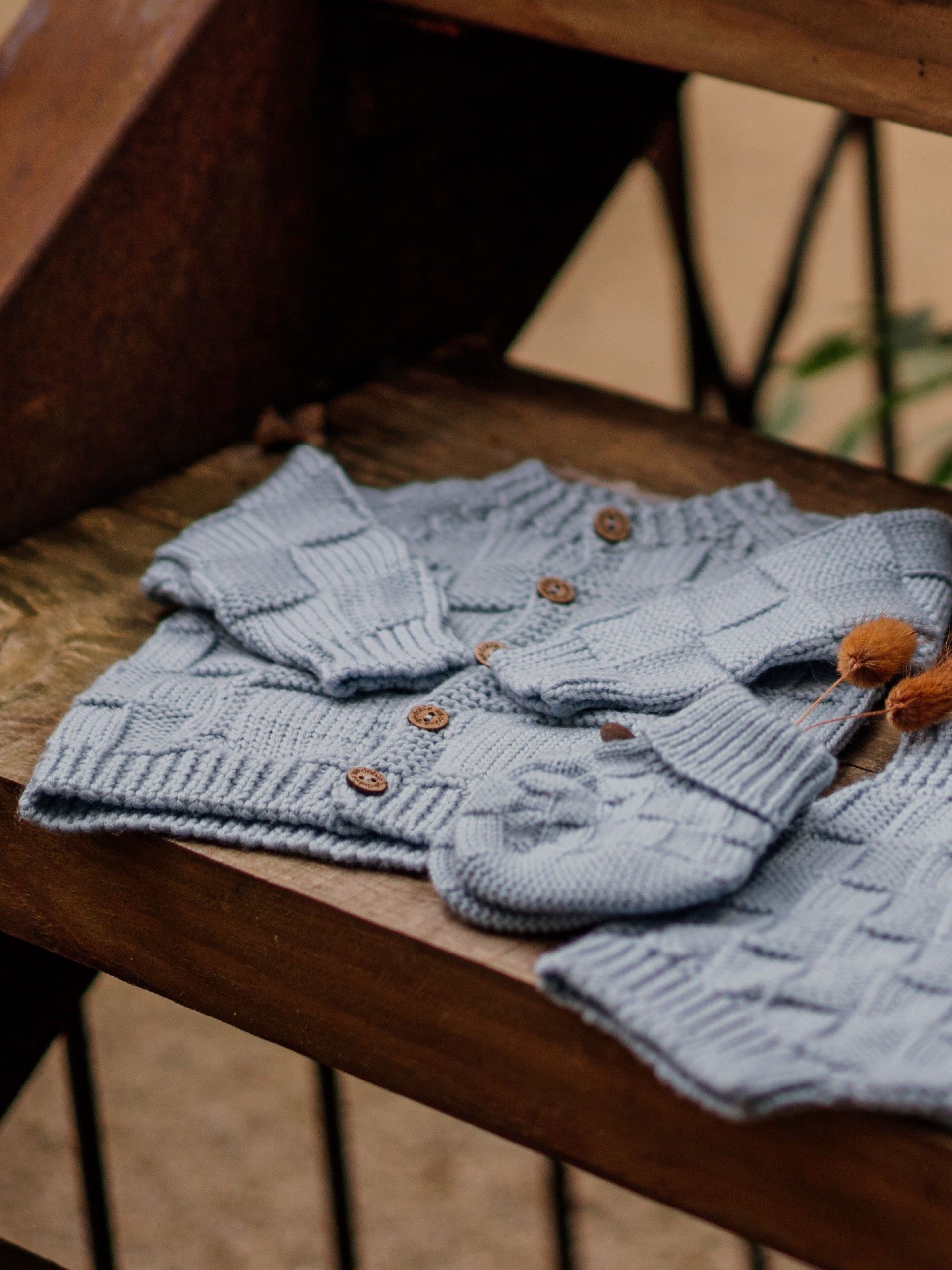 Knitted wool cardigan